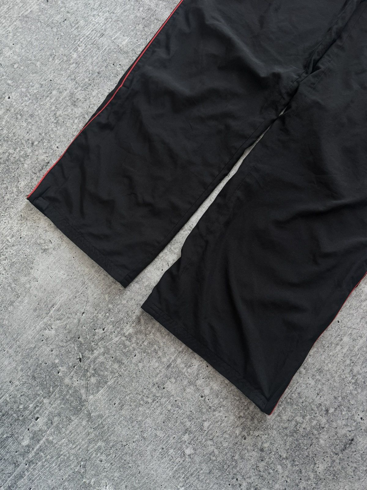 Ferrari × Puma Puma Ferrari Streetwear Trackpants Vintage Joggers Black M Size US 34 / EU 50 - 7 Thumbnail
