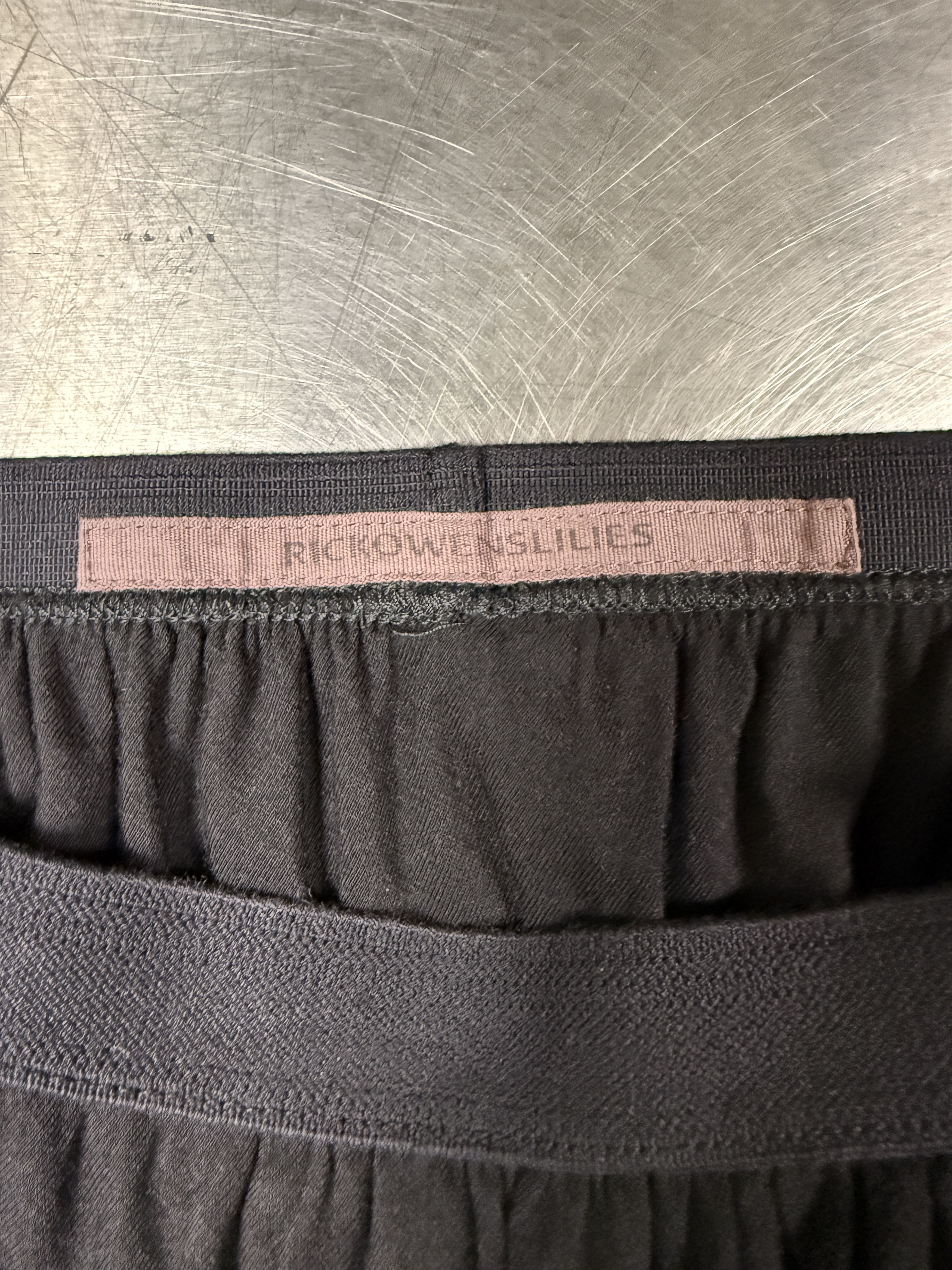 Rick Owens Lilies $575 Rick Owens Lilies Ruched Pencil Skirt Size 27" / US 4 / IT 40 - 8 Thumbnail