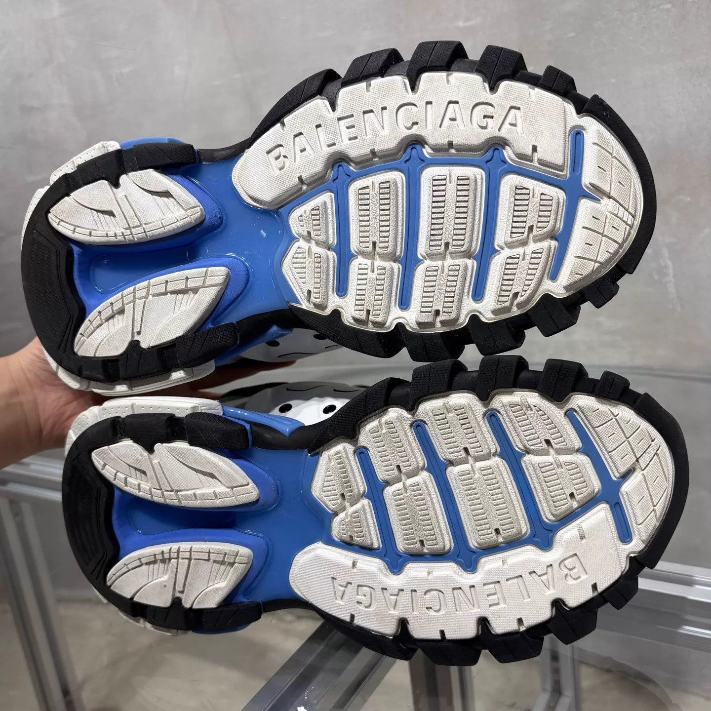 Balenciaga Balenciaga BLCG Track Black Blue Size 40 Size US 7 / EU 40 - 7 Thumbnail