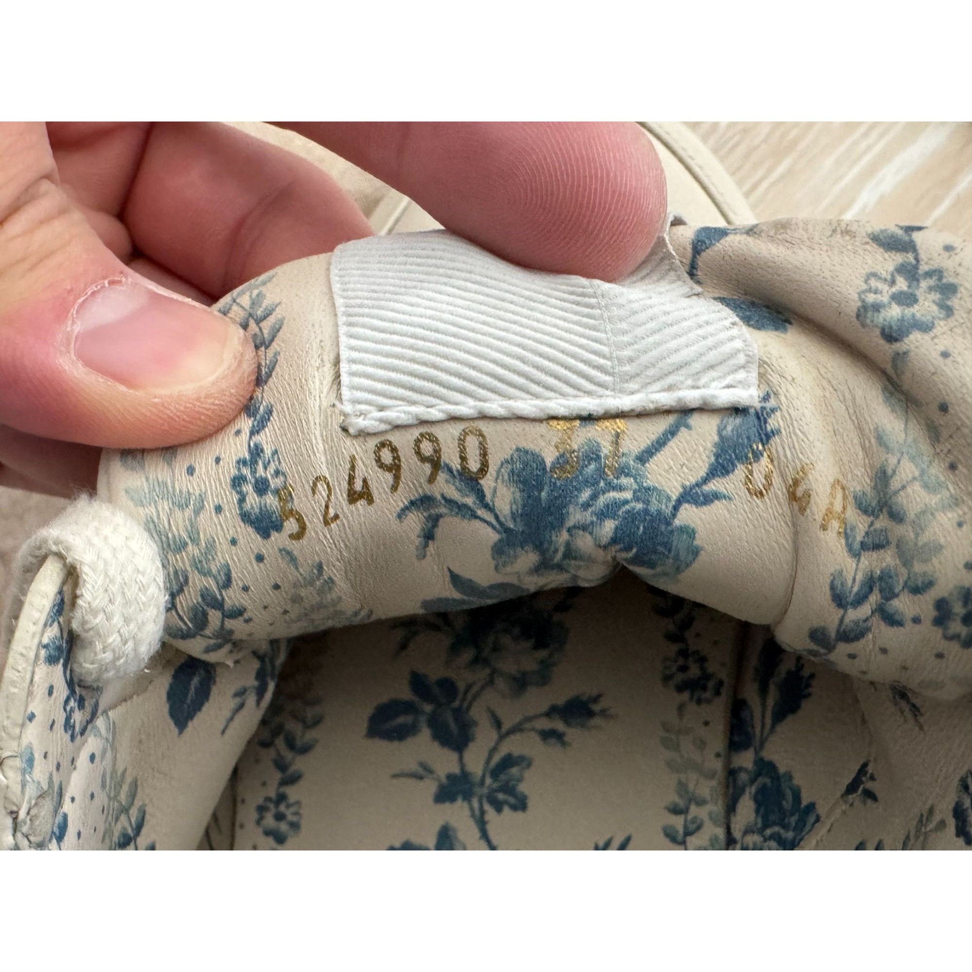Gucci Gucci Rhyton Multicolor Logo Womens Sneakers Size 38 Cream W Size US 7 / IT 37 - 9 Thumbnail