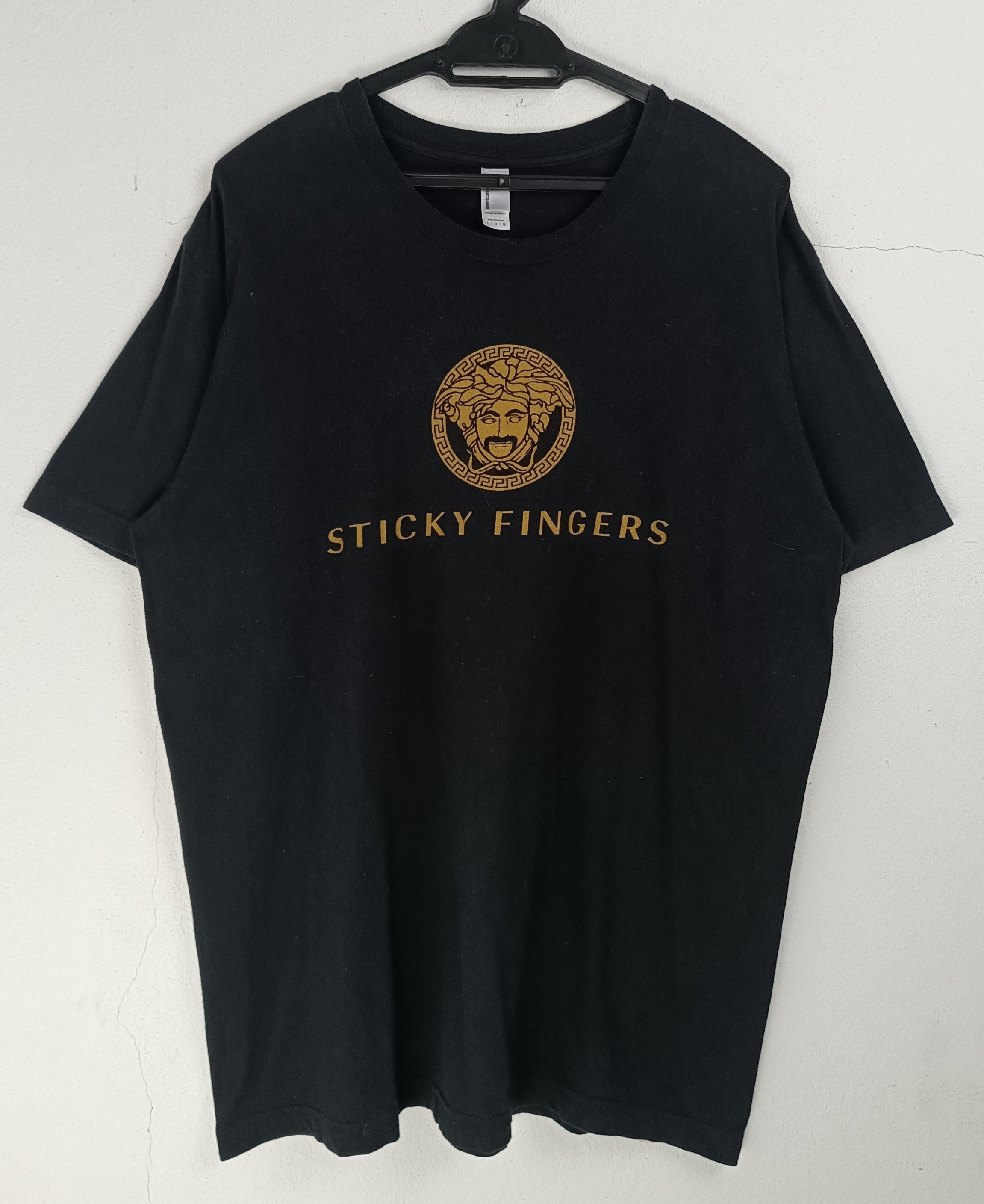 Band Tees VINTAGE STICKY FINGERS WORLD TOUR PARODY DESIGNER VERY RARE Size US L / EU 52-54 / 3 - 4 Thumbnail
