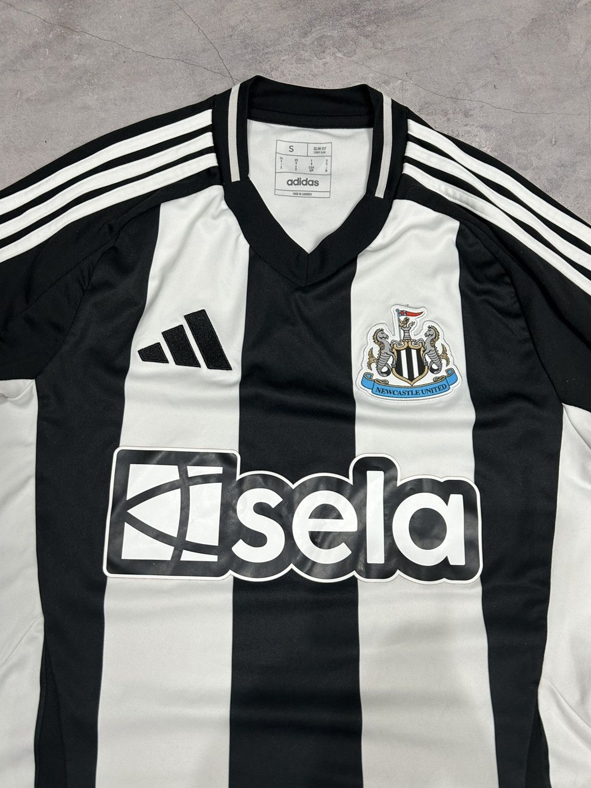 Adidas 2024-25 Adidas Men’s Newcastle United Home Soccer Jersey Size US S / EU 44-46 / 1 - 4 Thumbnail