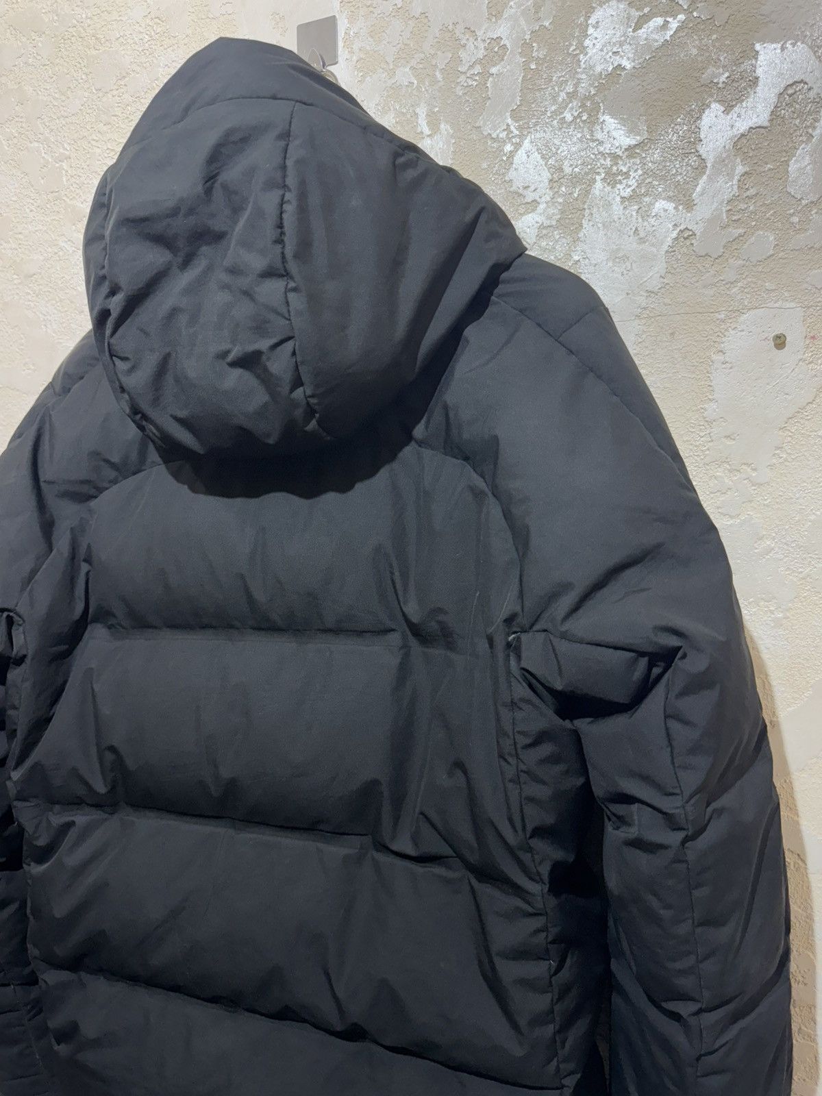 Uniqlo Uniqlo Mens Down Hooded Black Jacket Size S Size US S / EU 44-46 / 1 - 10 Thumbnail