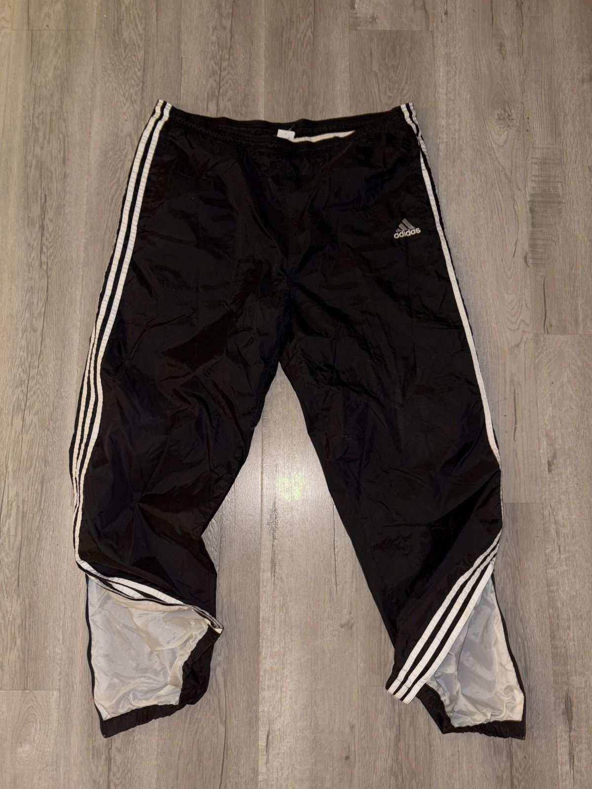Adidas Vintage Adidas Windbreaker Sweatpants XXL Size US 42 / EU 58 - 2 Thumbnail