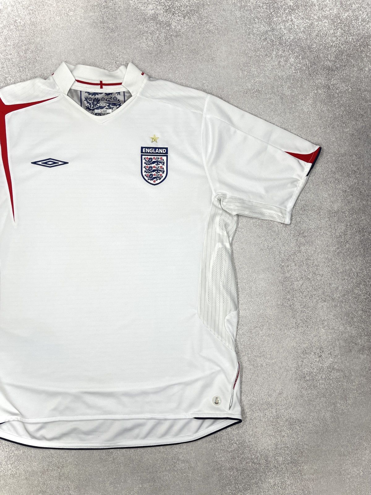 Umbro Vintage Umbro England Soccer Jersey White Football Official Size US XL / EU 56 / 4 - 3 Thumbnail