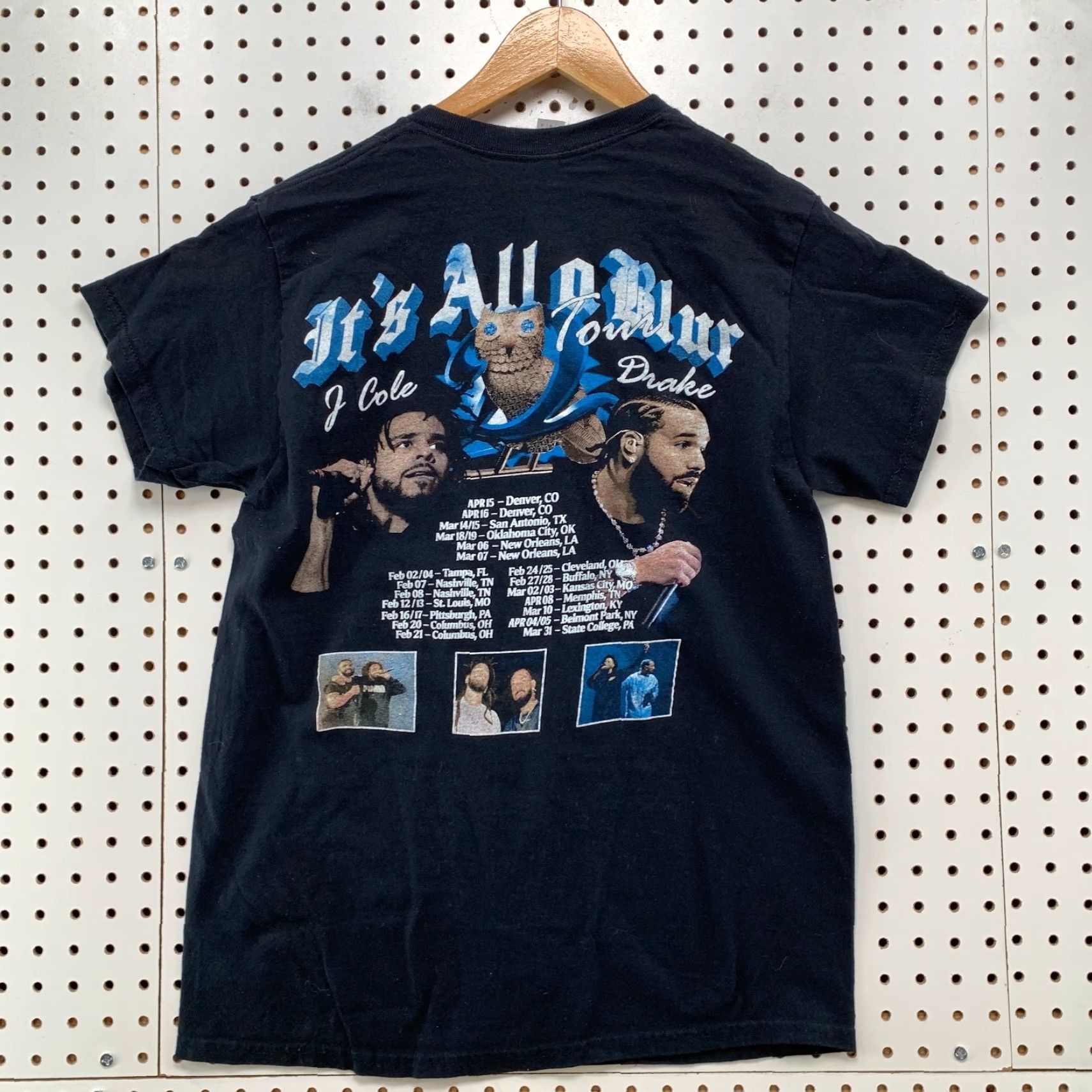 Gildan VINTAGE Drake J Cole Its All A blue Tour Shirt Mens Medium Black Music Rap Concert Size US M / EU 48-50 / 2 - 2 Thumbnail