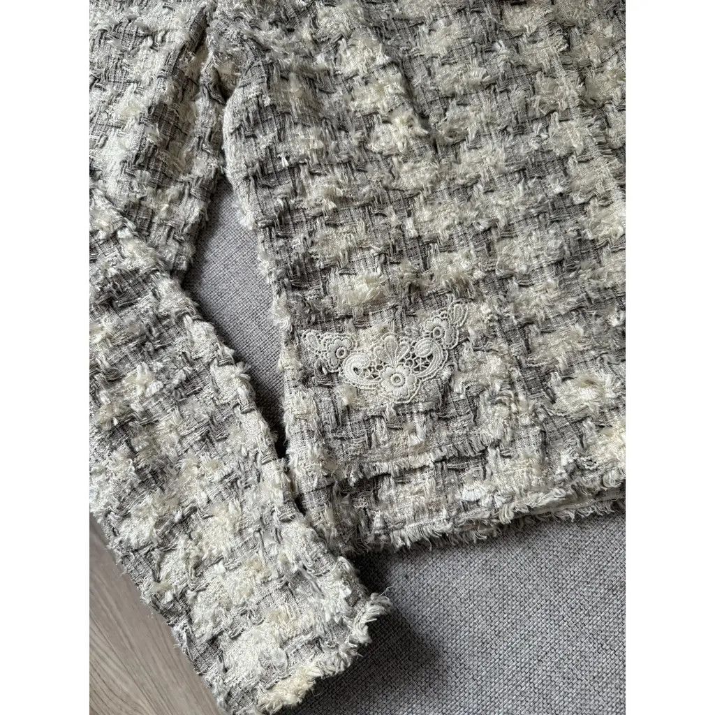 Dolce & Gabbana Dolce & Gabbana Vintage Beige Tweed Blazer Lace Collar IT40 Size S / US 4 / IT 40 - 4 Thumbnail