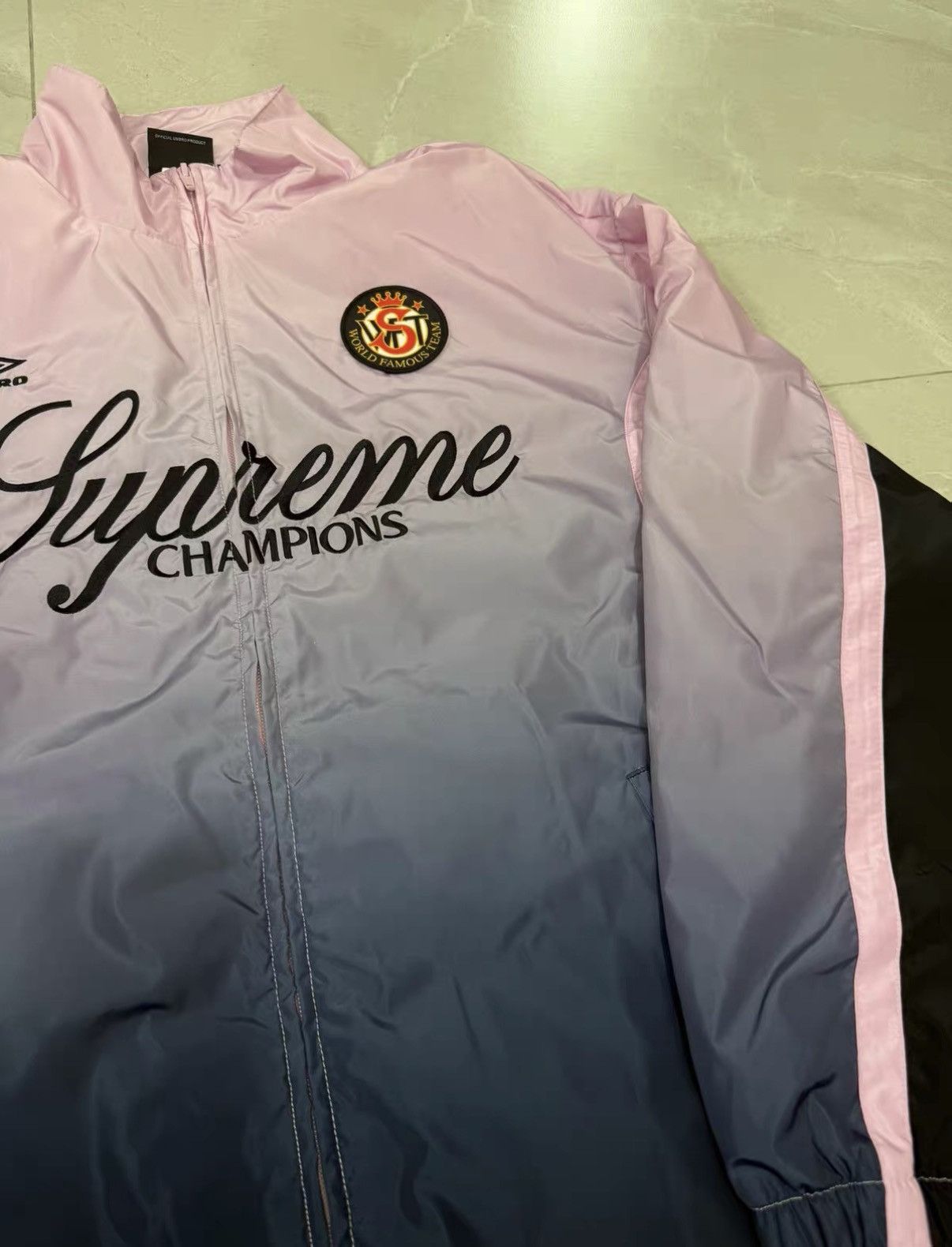 Supreme Supreme Umbro FW25 WEEK8 Gradient Track Jacket J34 Size US M / EU 48-50 / 2 - 3 Thumbnail