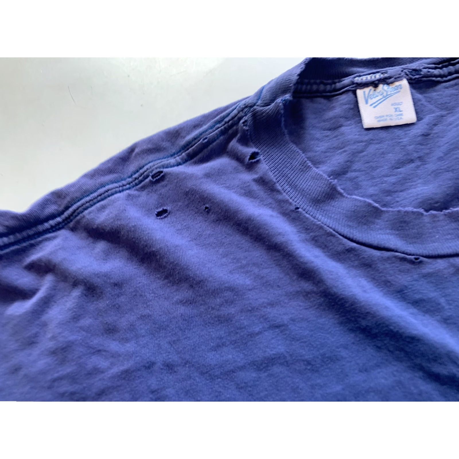 Velva Sheen VINTAGE Velva Sheen Disney Mickey Mouse Florida Graphic T Shirt Embroidered XL Men blue Mickey Mouse Embroidered Graphic Tee Vintage 90s Fans Mens Size US XL / EU 56 / 4 - 7 Thumbnail