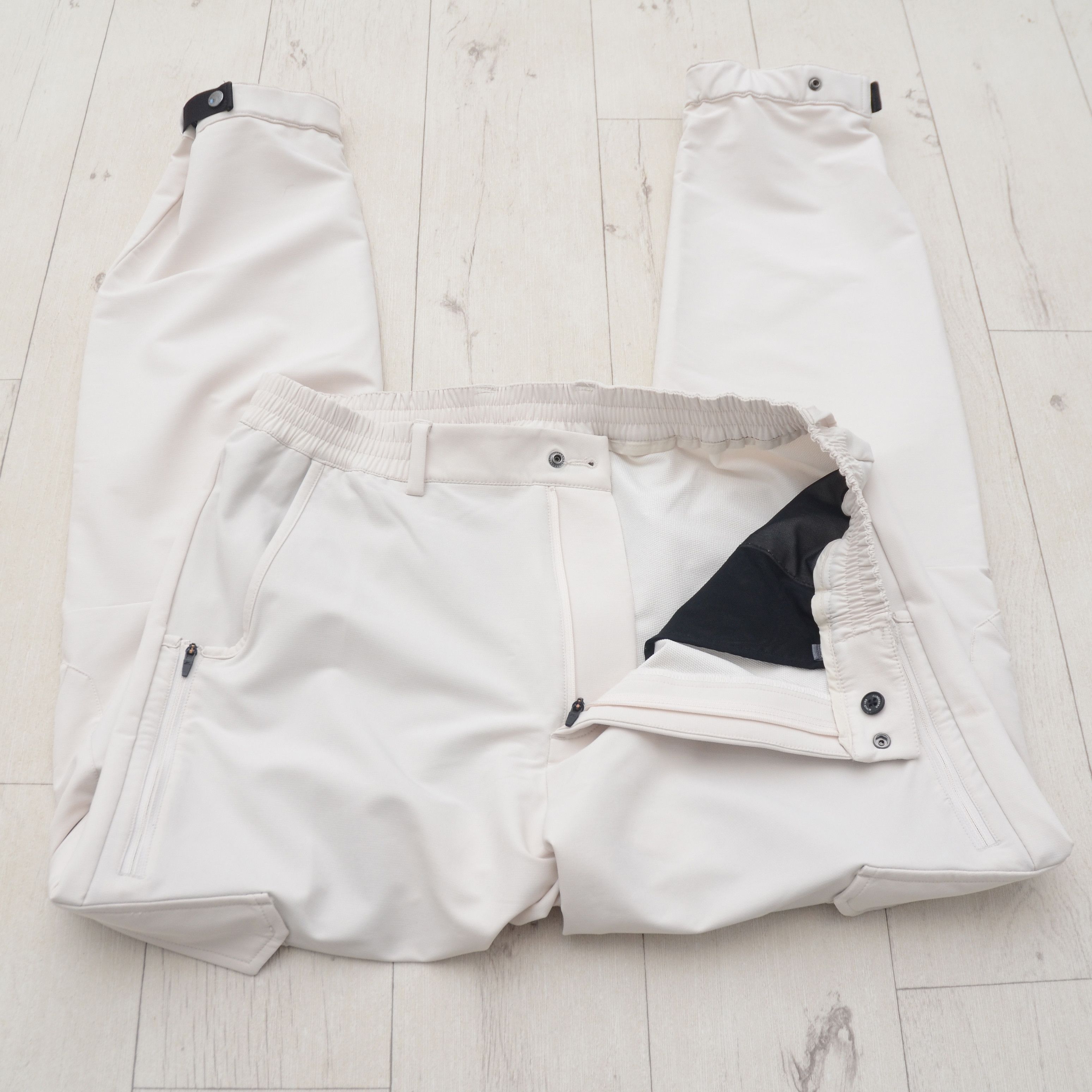 J.Lindeberg J. Lindeberg ADRIANO Golf Pants Blue L Stretch Performance Size US 34 / EU 50 - 13 Thumbnail