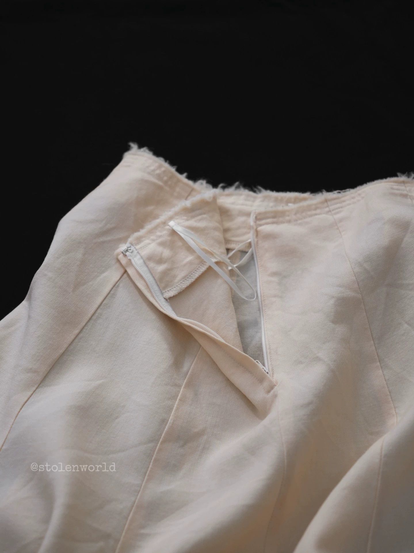 Comme des Garcons Comme des Garçons Cream Small Cut Raw Edge Umbrella Skirt SS Size 25" / US 0 / IT 36 - 5 Thumbnail