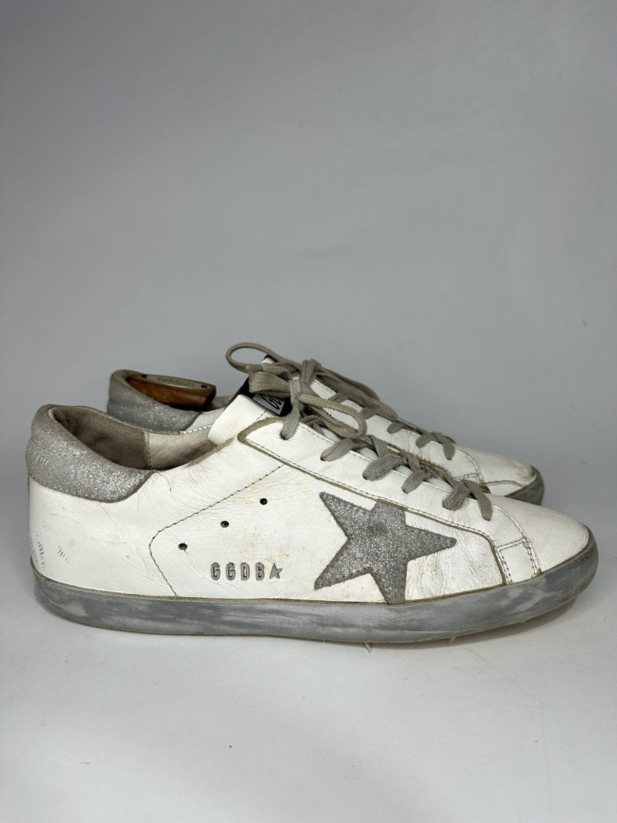 Golden Goose Golden Goose Superstar Distressed Leather Men’s Sneakers. Size US 7 / EU 40 - 1 Thumbnail