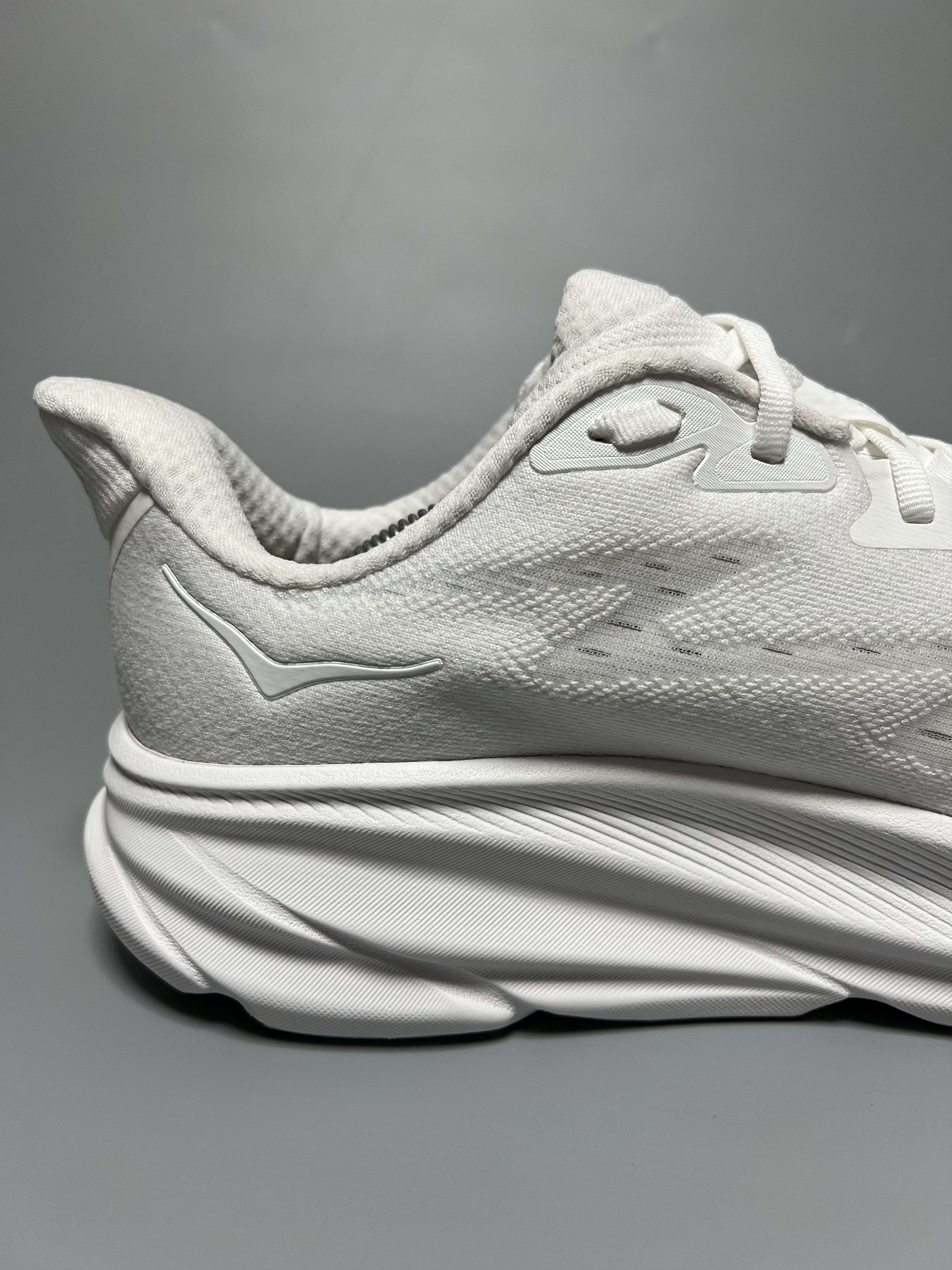 Hoka 11D Hoka One One Clifton 9 Wide Running Shoes Walking Gym Size US 11 / IT 41 - 6 Thumbnail