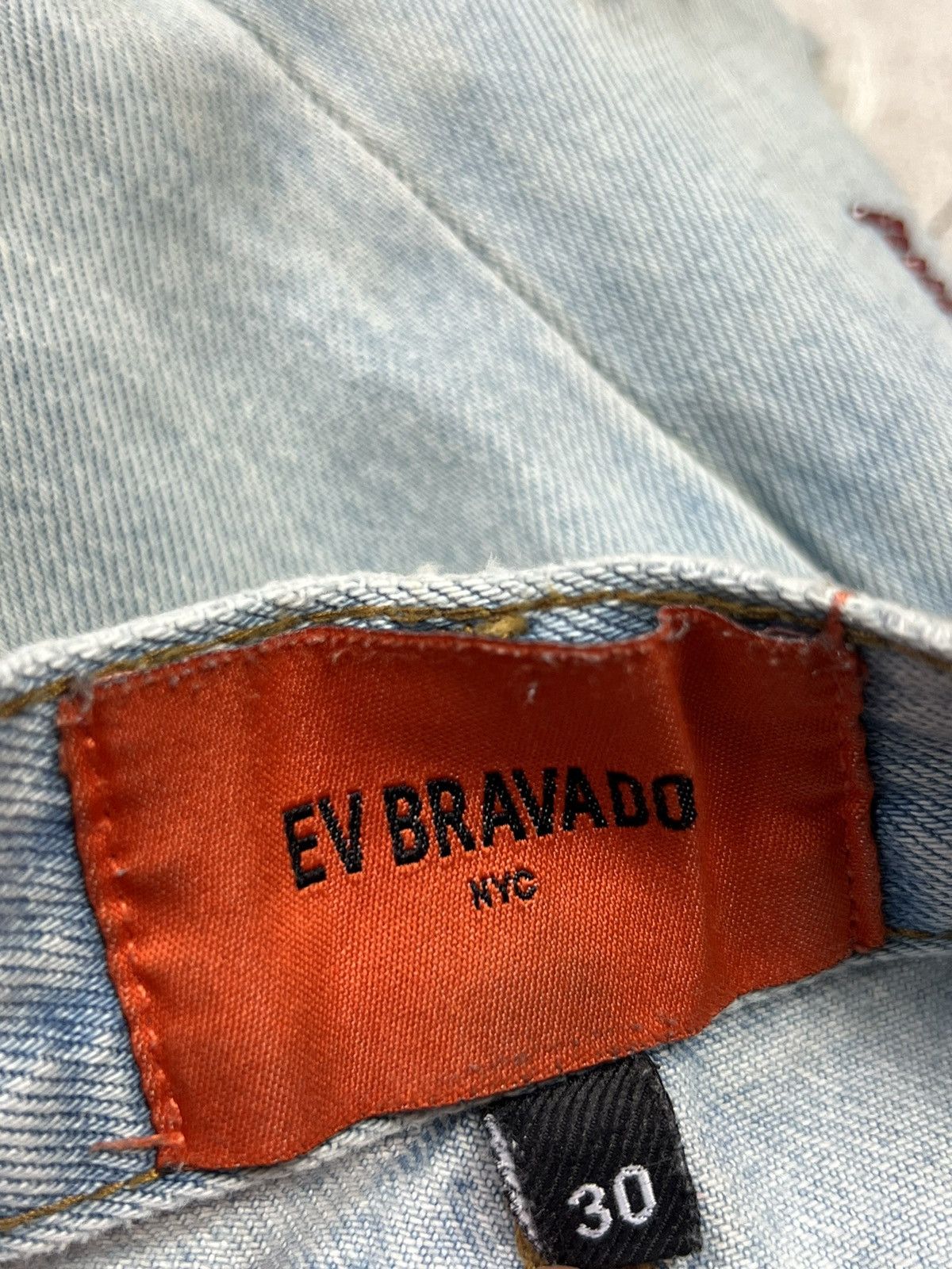 Ev Bravado × Who Decides War EV BRAVADO RAINBOW CRYSTAL SWAROVSKI JEANS Size US 30 / EU 46 - 6 Thumbnail