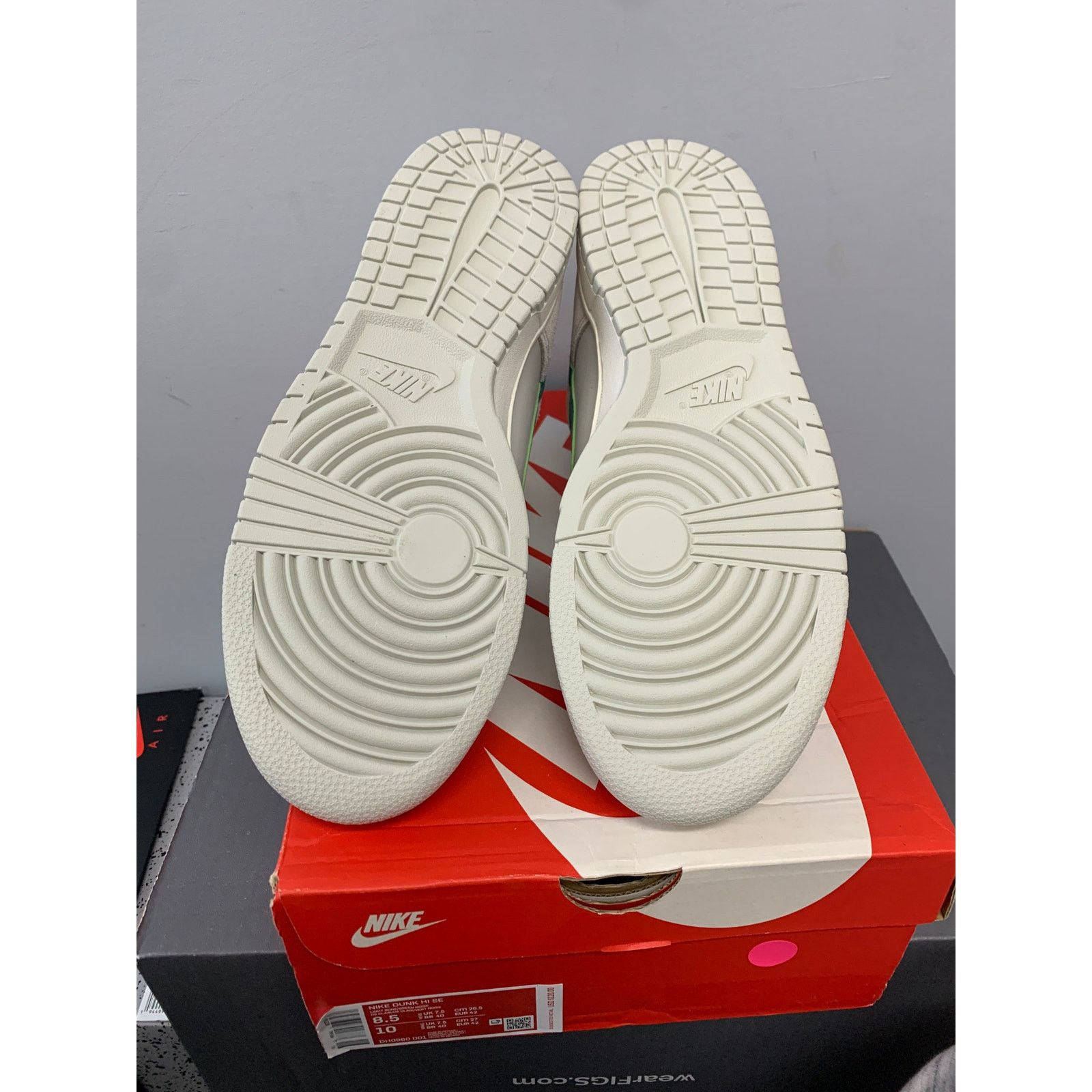 Nike Nike Dunk High First Use Sail Size 8.5 BRAND NEW SHIPS NOW Size US 8.5 / EU 41-42 - 6 Thumbnail
