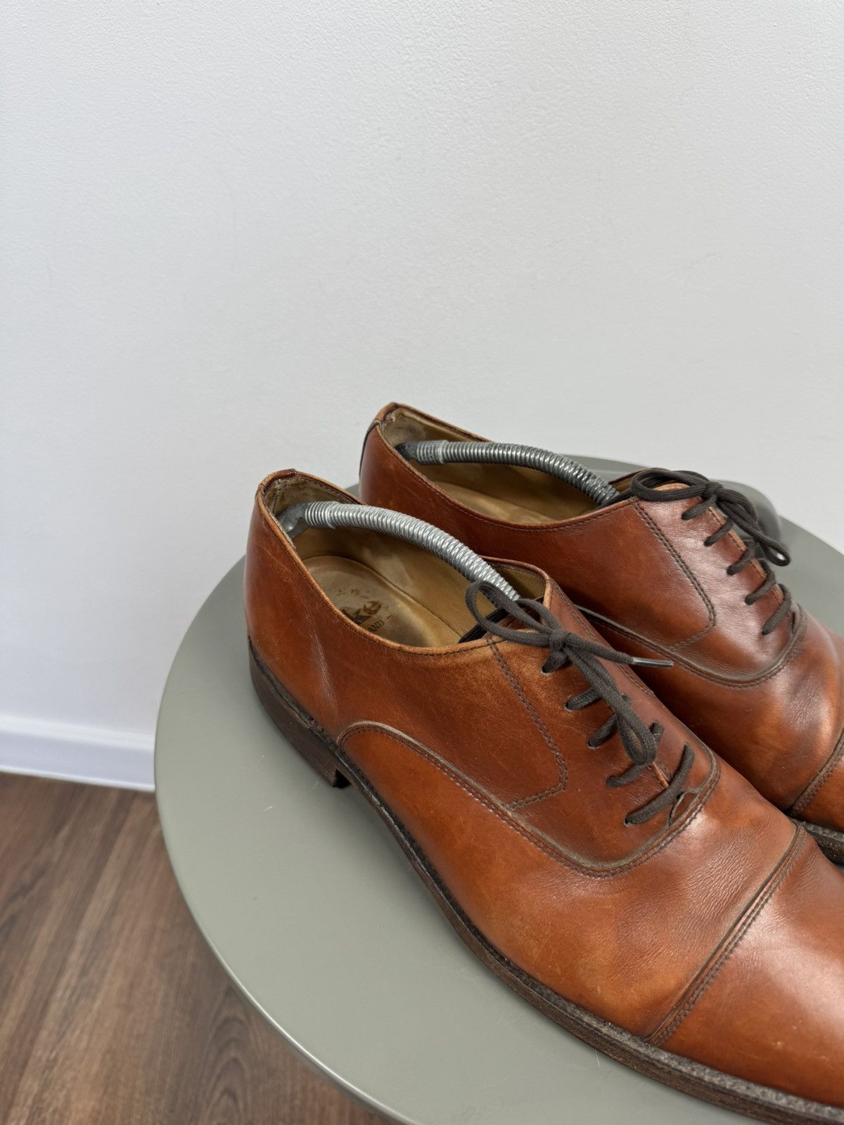 Loake Vintage Loake Brown Leather Oxford Shoes UK Cap Toe US 12 Size US 12 / EU 45 - 2 Thumbnail