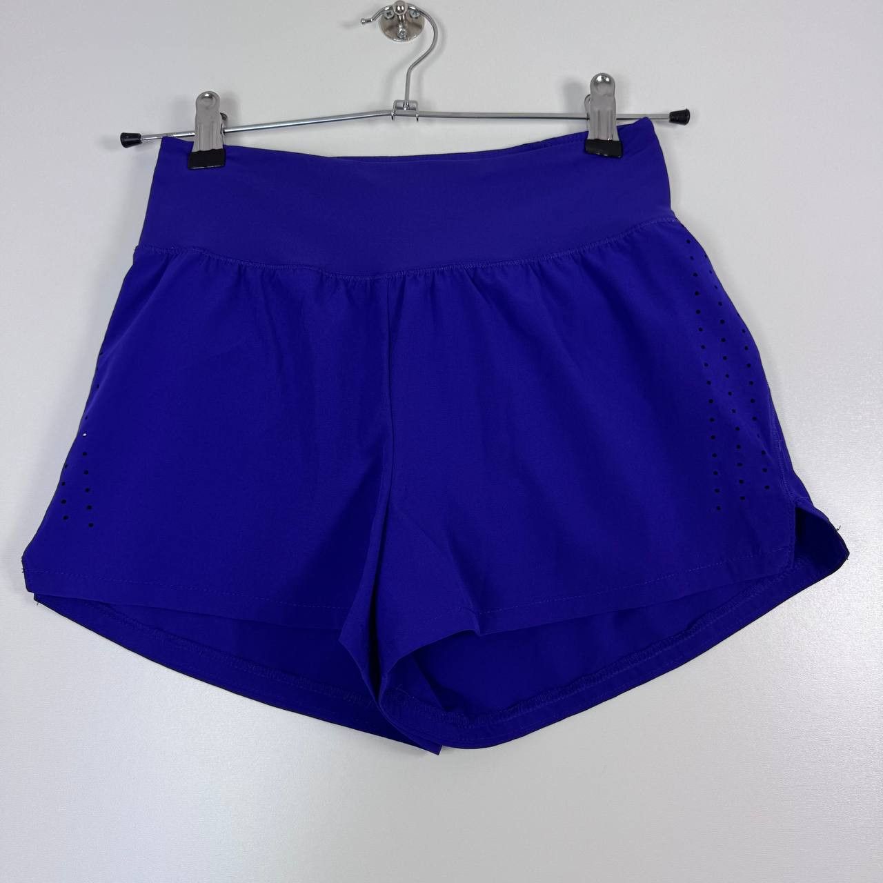 H&M H&M Move Womens Purple Running Shorts Athletic Gym Size XS Size 38" / US 16 / IT 52 - 1 Thumbnail