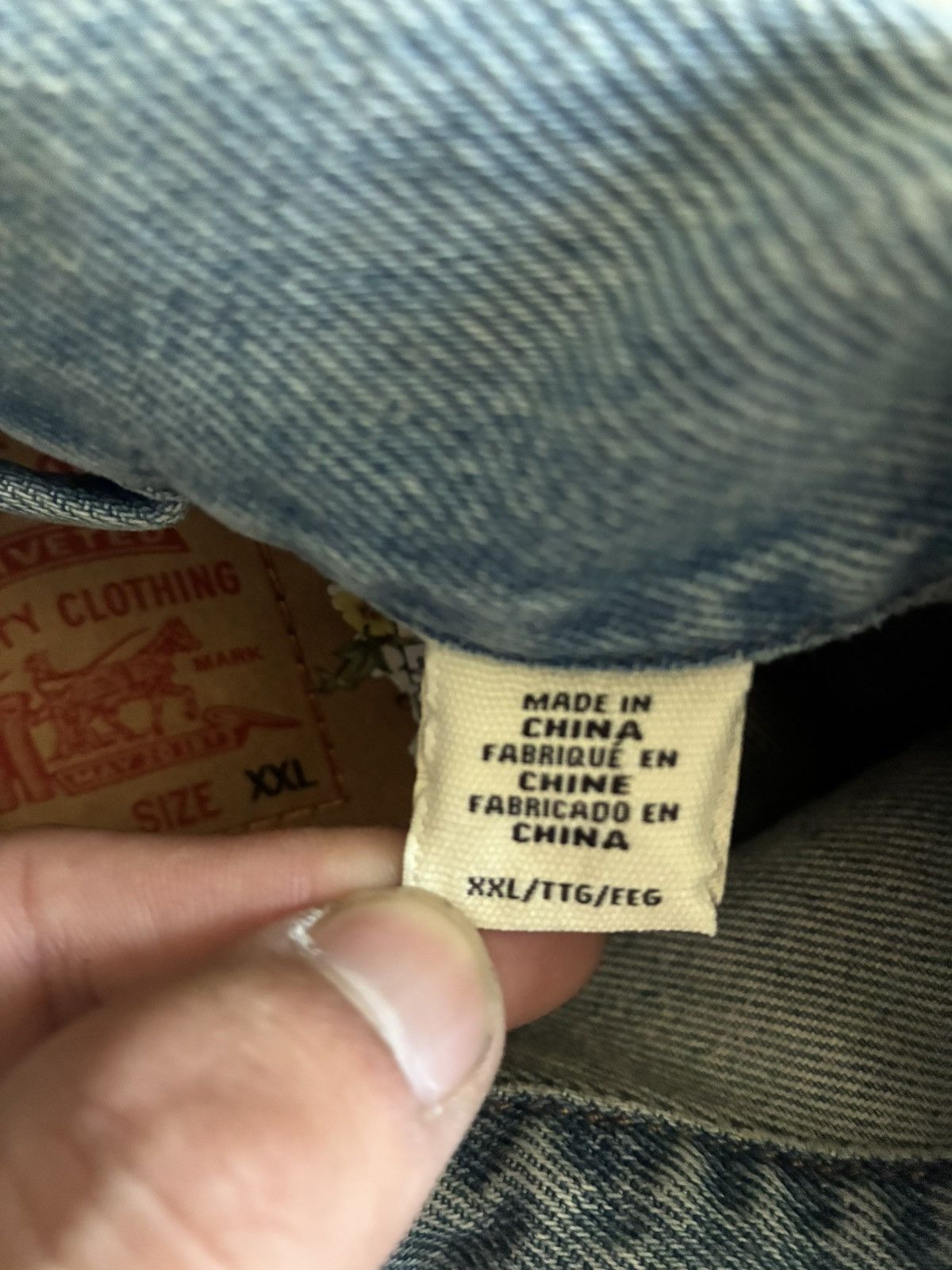 (B).Stroy × DENIM TEARS Denim Tears Bstroy Tears Light Wash Denim Trucker Jacket Size US XXL / EU 58 / 5 - 7 Thumbnail