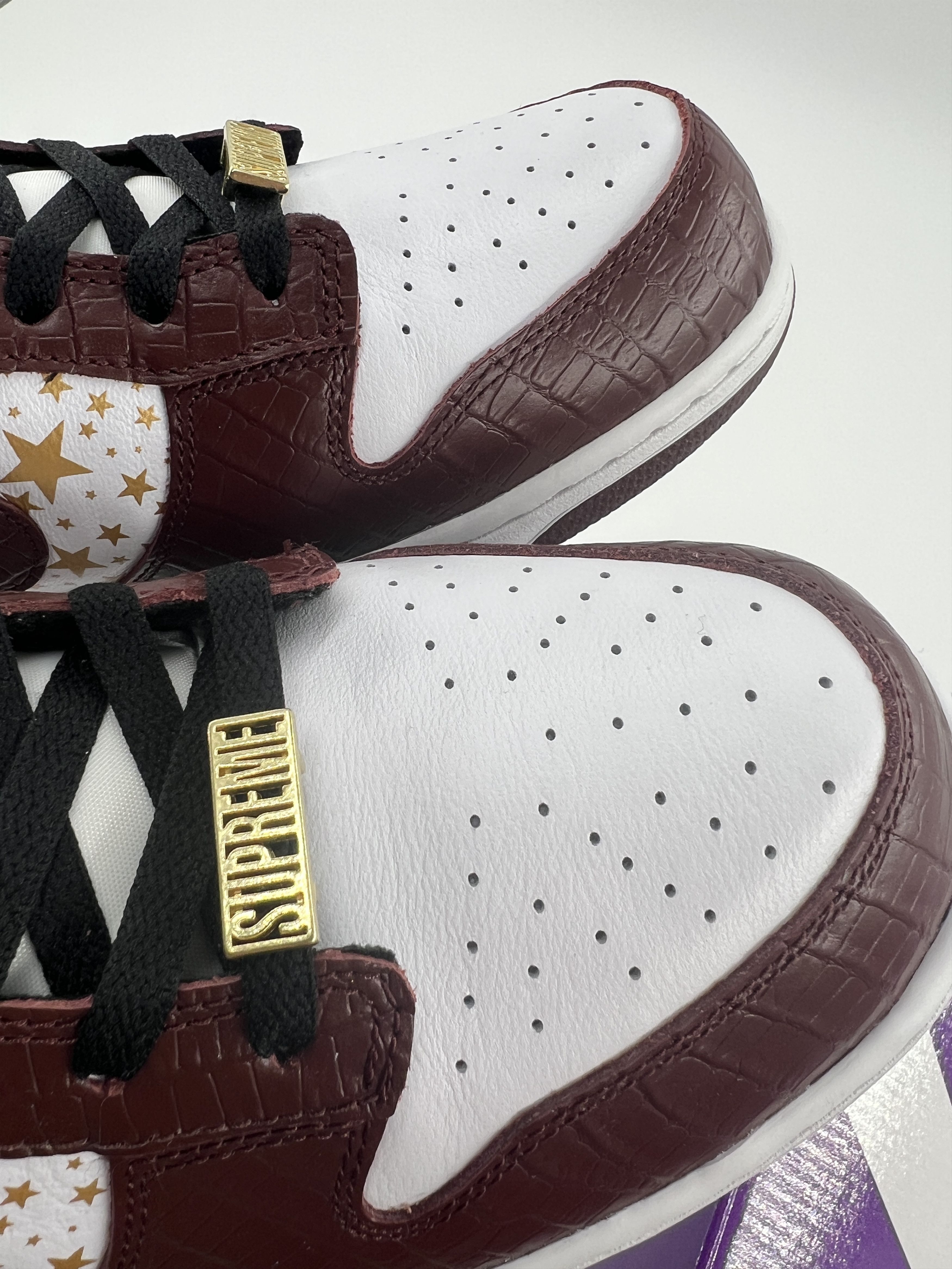 Nike × Supreme Nike SB Dunk Low x Supreme (VNDS) Size US 13 / EU 46 - 10 Thumbnail