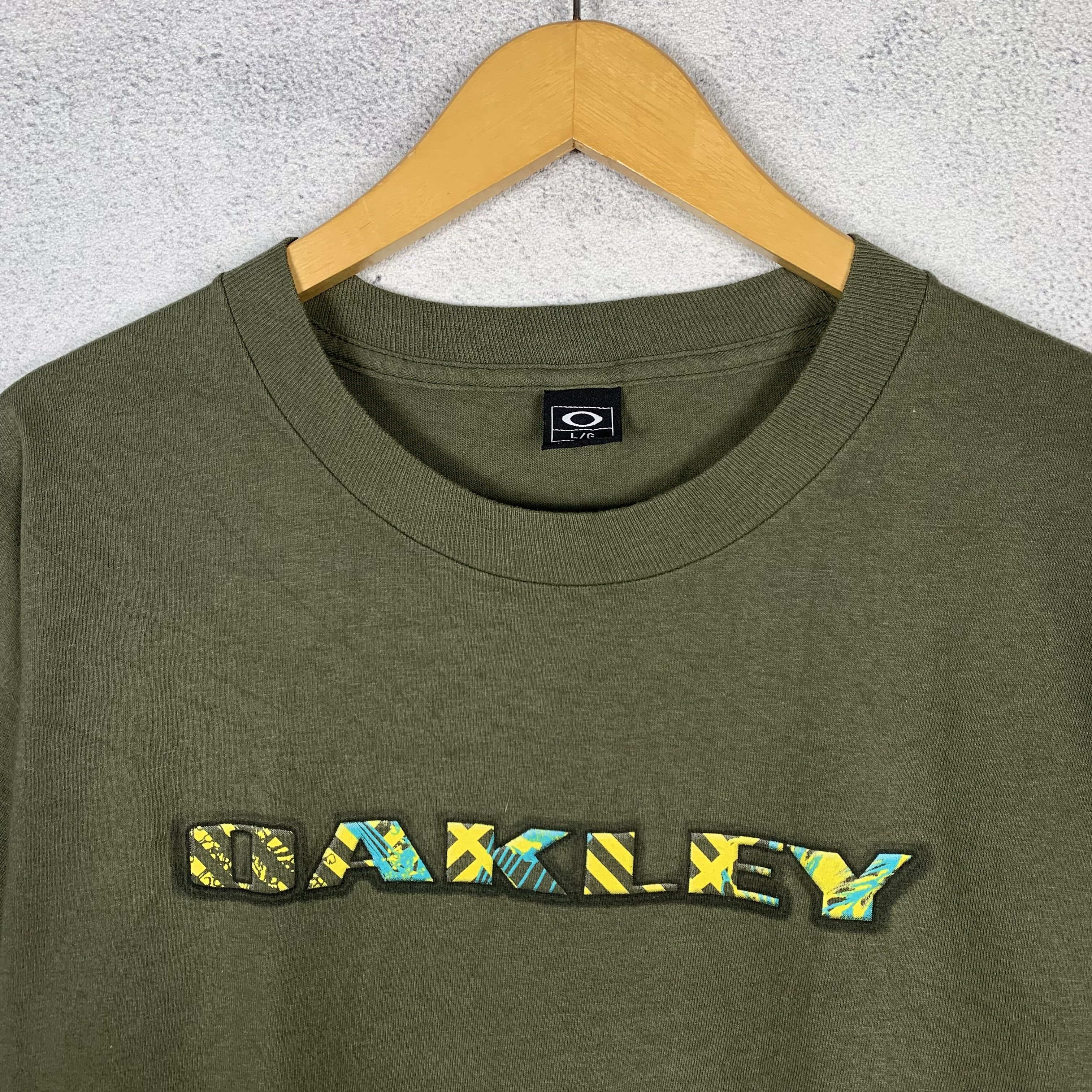 Oakley Oakley Y2K Tshirt Size US L / EU 52-54 / 3 - 4 Thumbnail