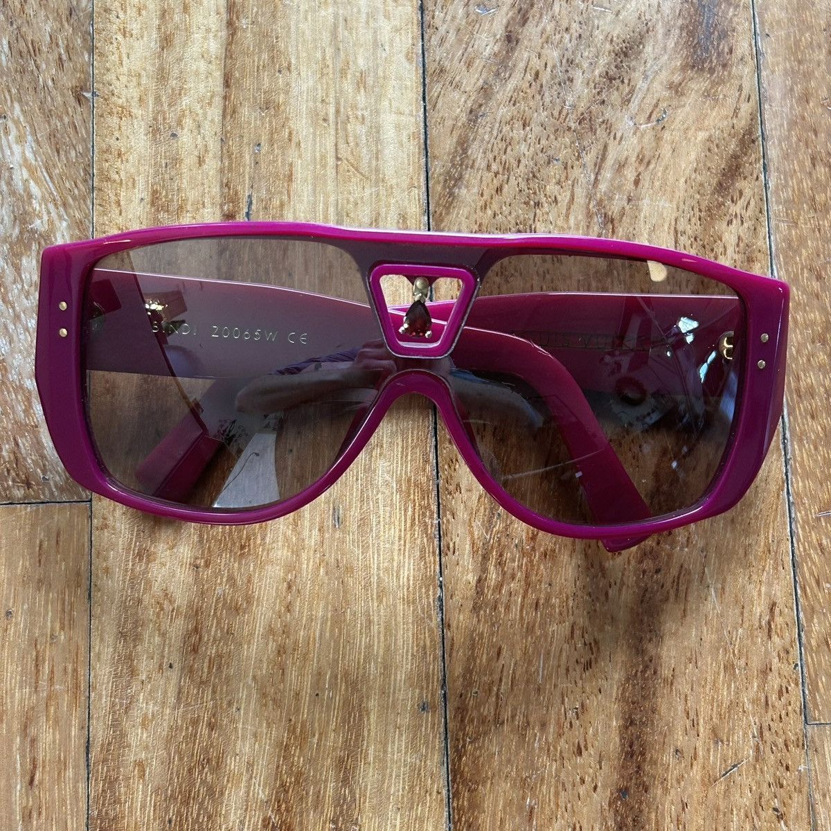 Louis Vuitton Louis Vuitton FW2006 Bindi Sunglasses by Marc Jacobs Size ONE SIZE - 1 Thumbnail