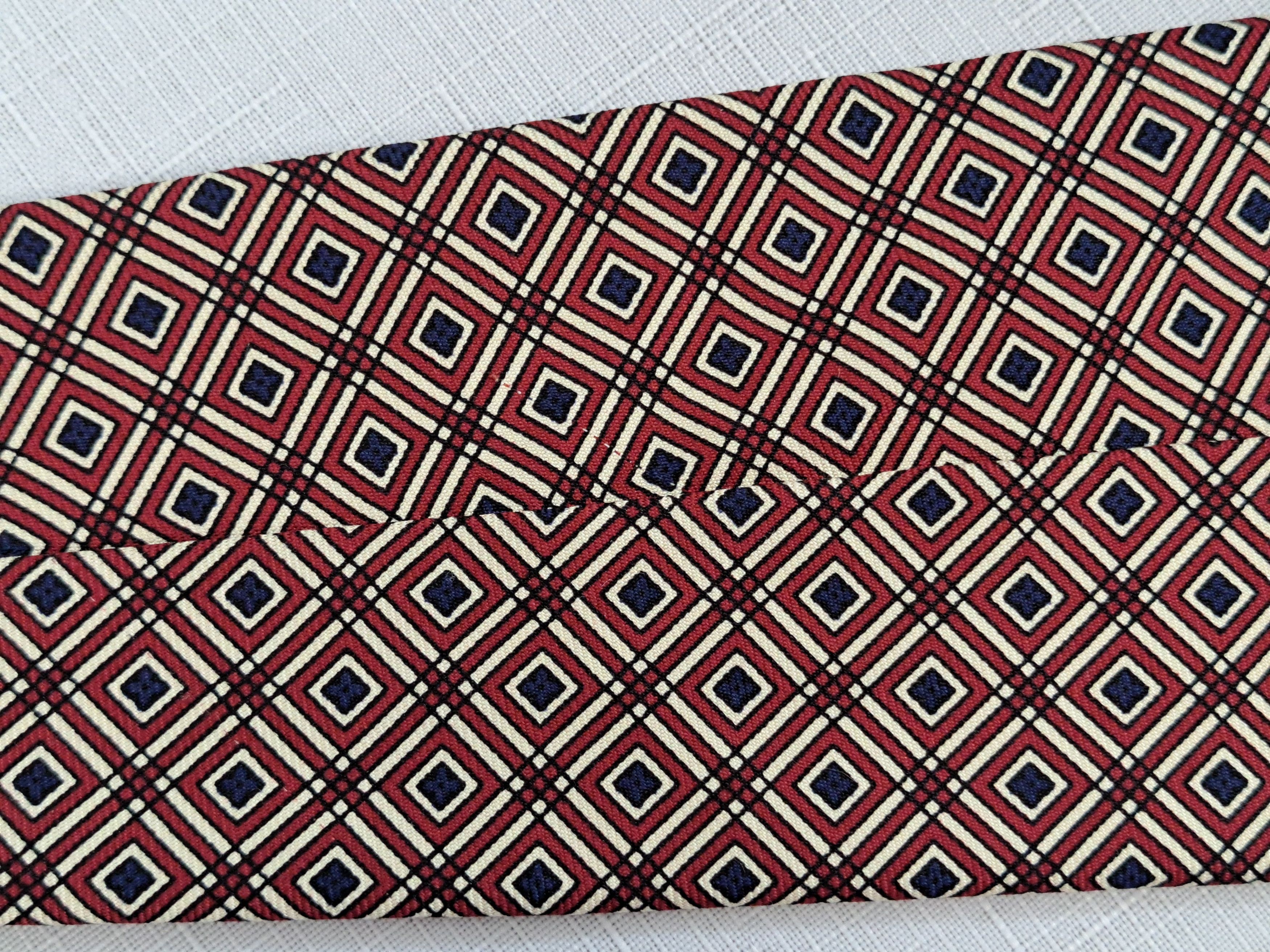 Burberry Burberrys vintage geometric pattern silk tie. Made in USA Size ONE SIZE - 15 Thumbnail
