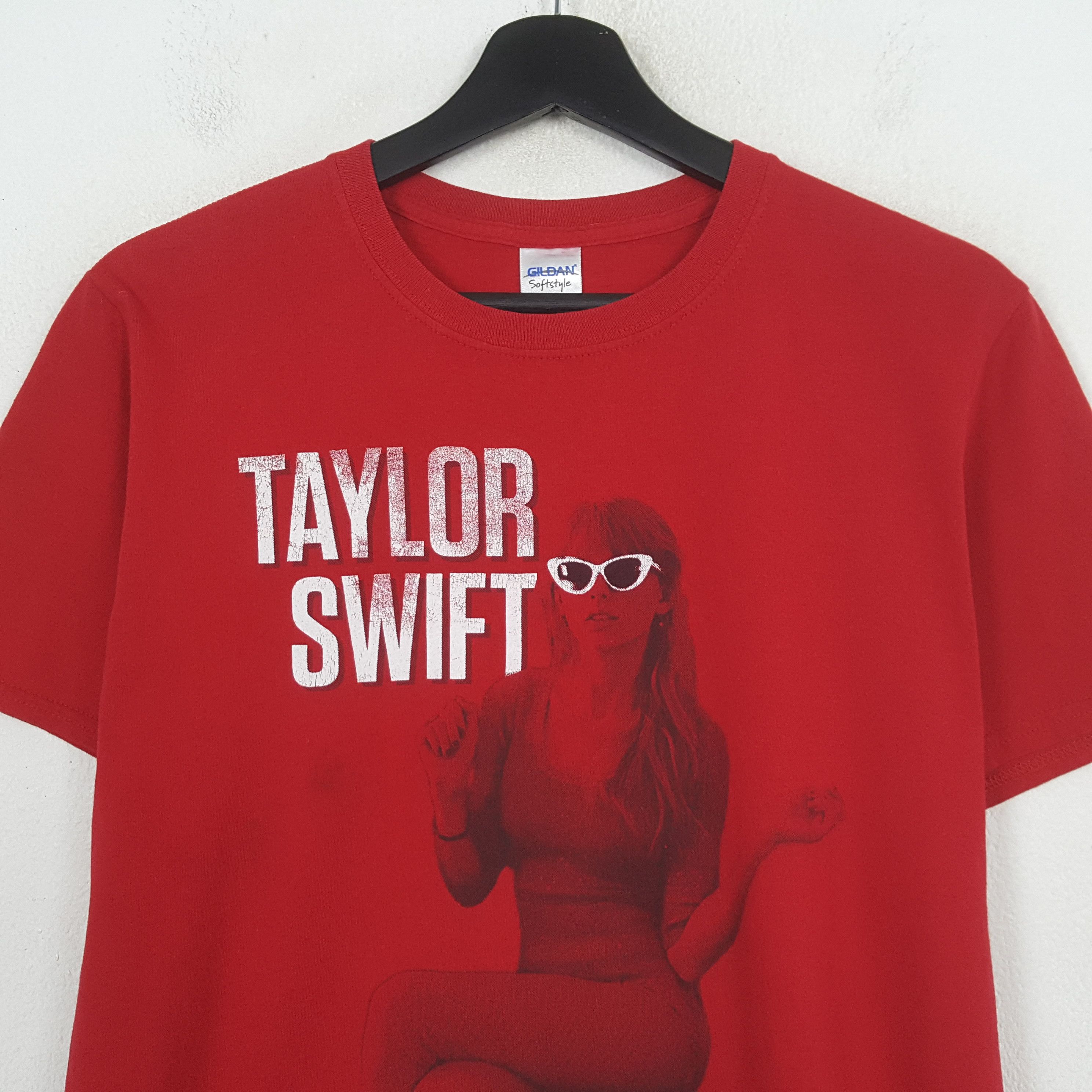 Band Tees Taylor Swift Singer Music Tshirt C299N78 Size US M / EU 48-50 / 2 - 2 Thumbnail