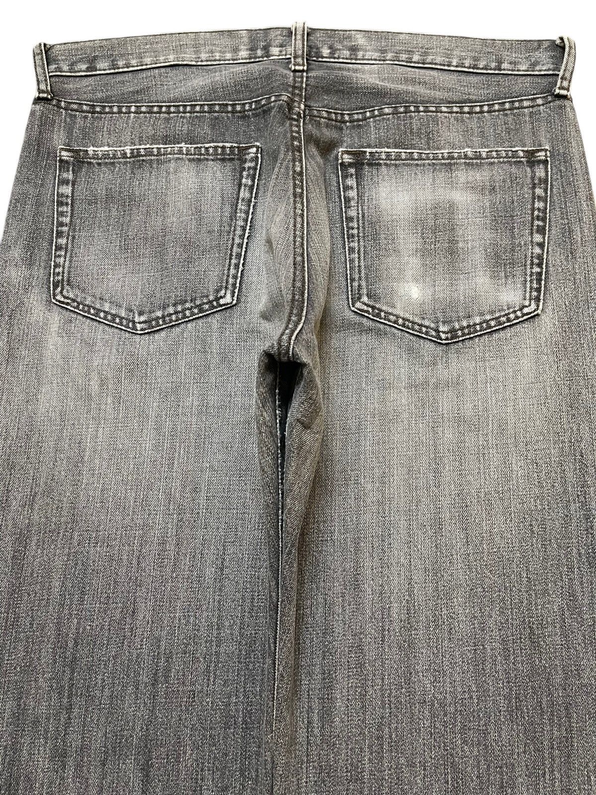 Uniqlo Vintage Japanese Uniqlo Faded Wash Distressed Loose Jeans Size US 34 / EU 50 - 5 Thumbnail