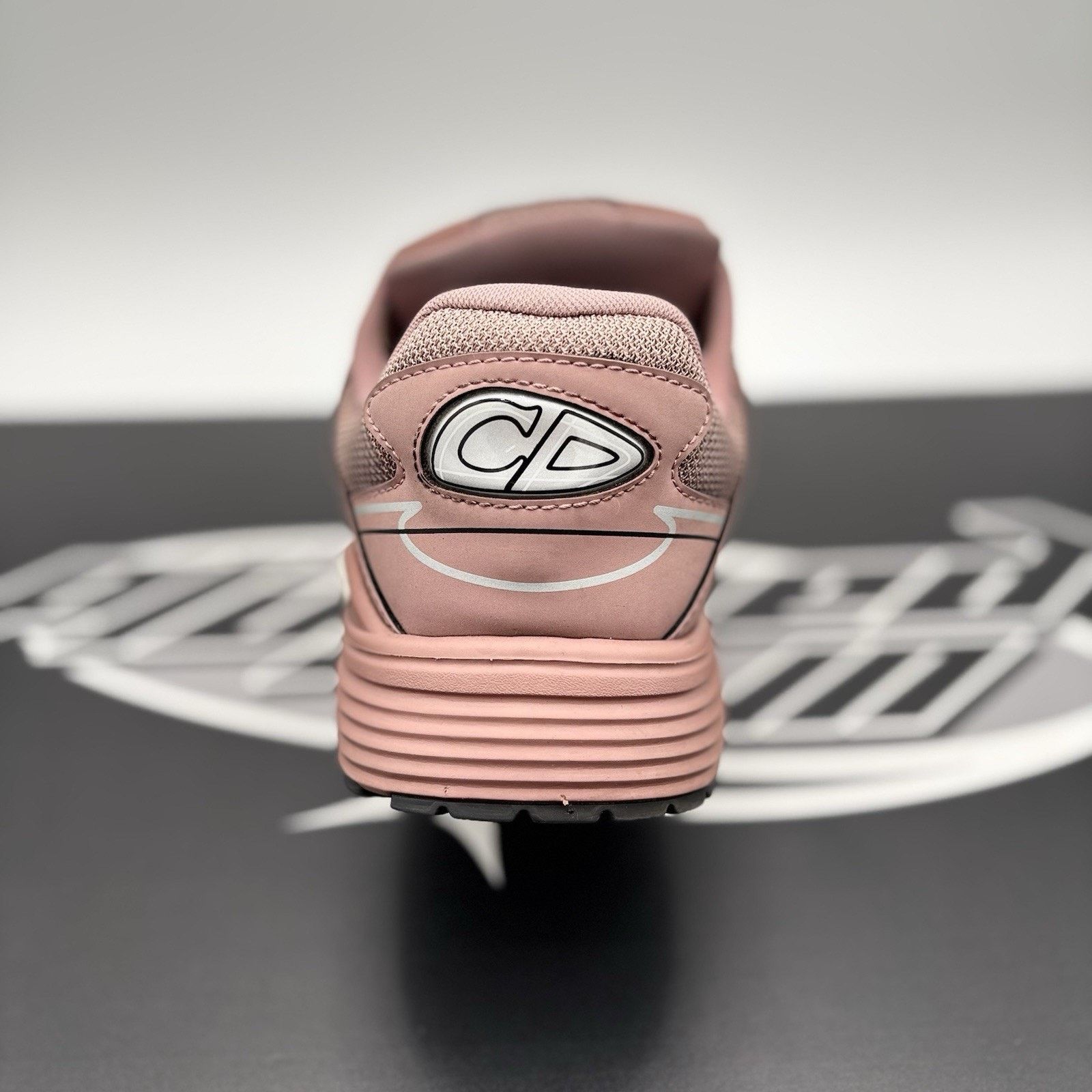 Dior Dior B30 Reflective Sneaker ' Rust Pink ' | GOOD CONDITION! Size US 11 / EU 44 - 12 Thumbnail