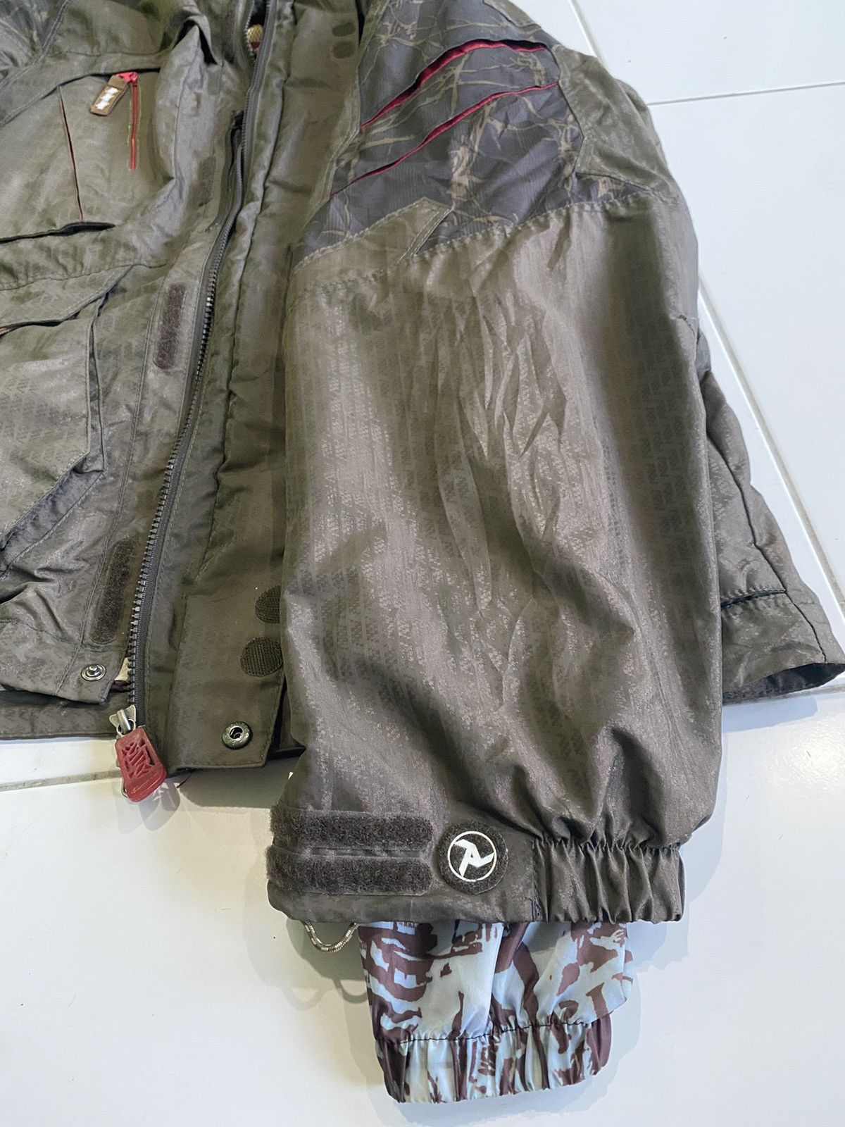 Snow Peak ARBN, DEFEANCE, CADIC NYLON HIDDEN QUILTED BLACK JACKETS Size US L / EU 52-54 / 3 - 8 Thumbnail
