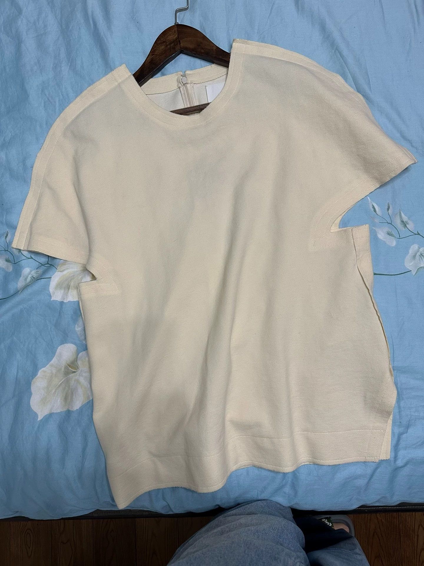 Jil Sander Jil Sander Oversized SS Top Pale Yellow 9/10 Authentic Size XS / US 0-2 / IT 36-38 - 1 Thumbnail