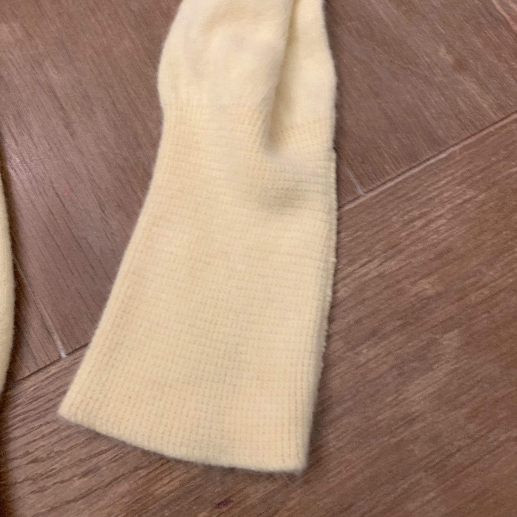 Izod VINTAGE Izod Lacoste Acrylic Knit Pullover Sweater Yellow Size L Mens Size US L / EU 52-54 / 3 - 4 Thumbnail