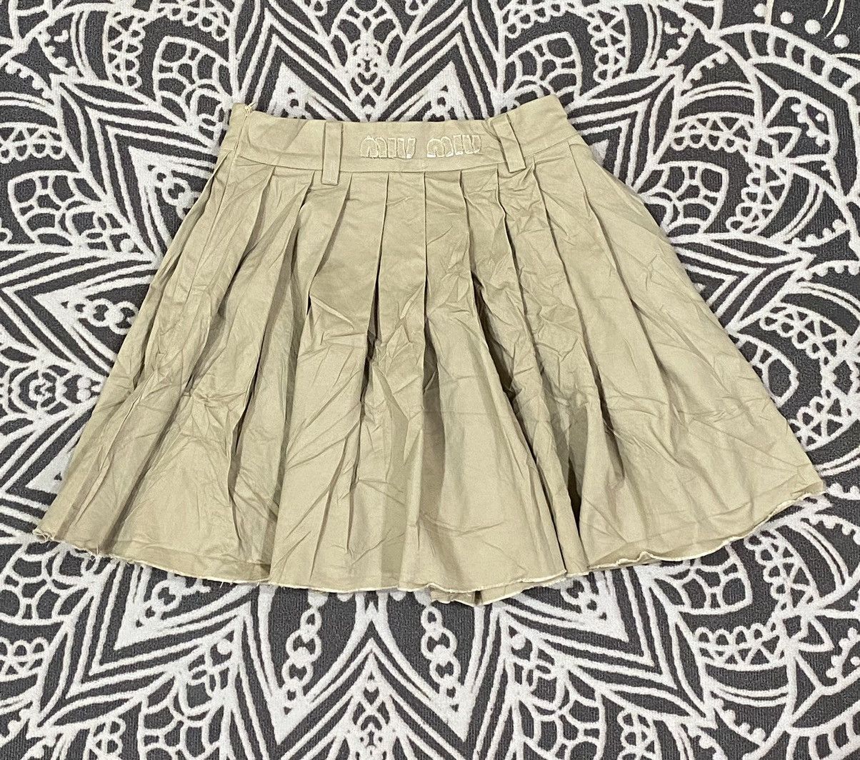 Miu Miu MIU MIU EMBROIDERED PLEATED SKIRT Size 38" / US 16 / IT 52 - 1 Thumbnail