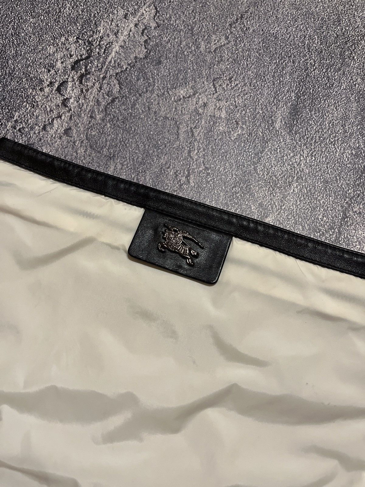 Burberry Vintage Burberry Nylon Bag Size ONE SIZE - 3 Thumbnail