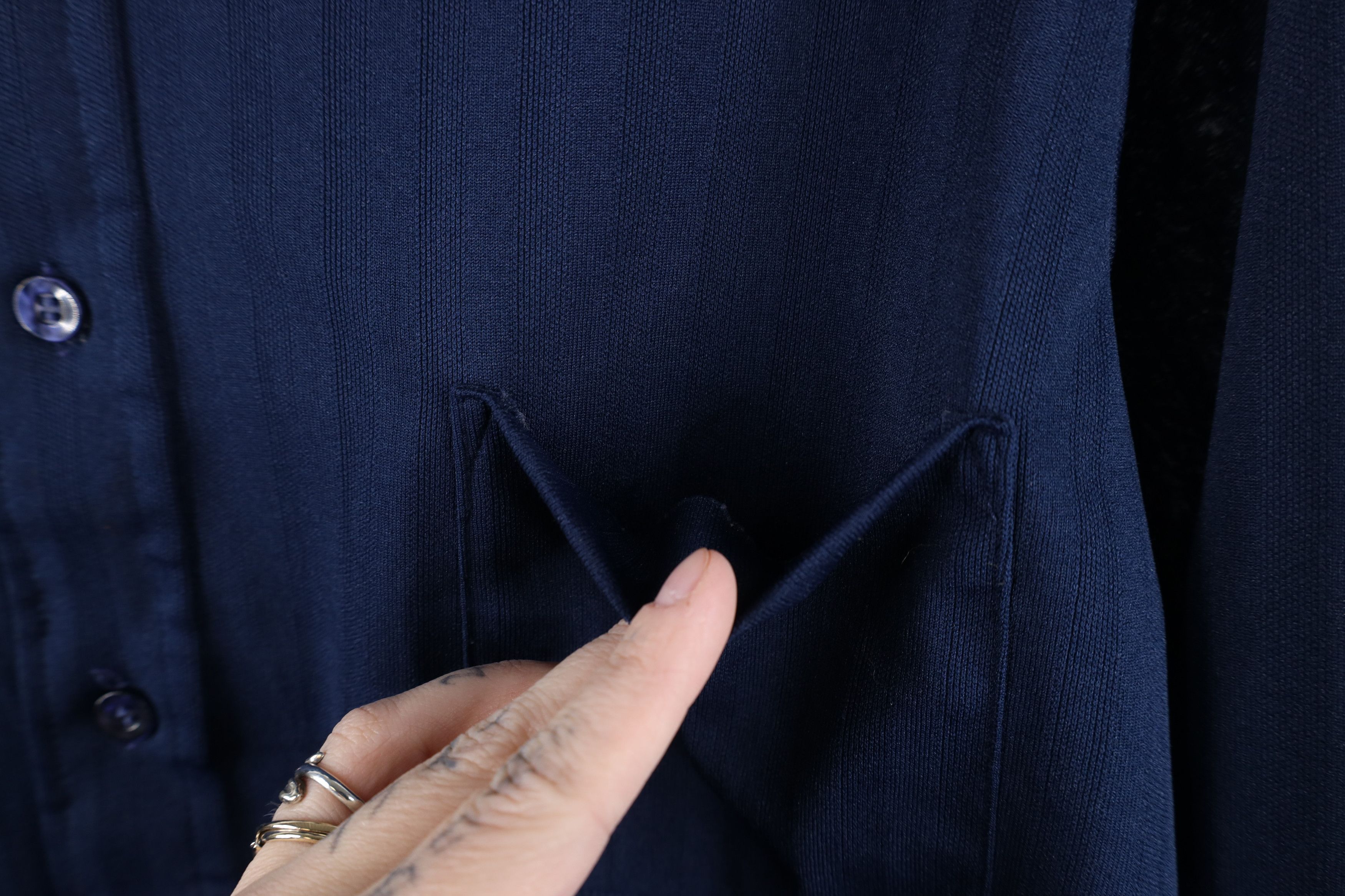 Vintage Vintage 70s Streetwear Knit Collared Button Shirt Navy Blue Size US M / EU 48-50 / 2 - 8 Thumbnail