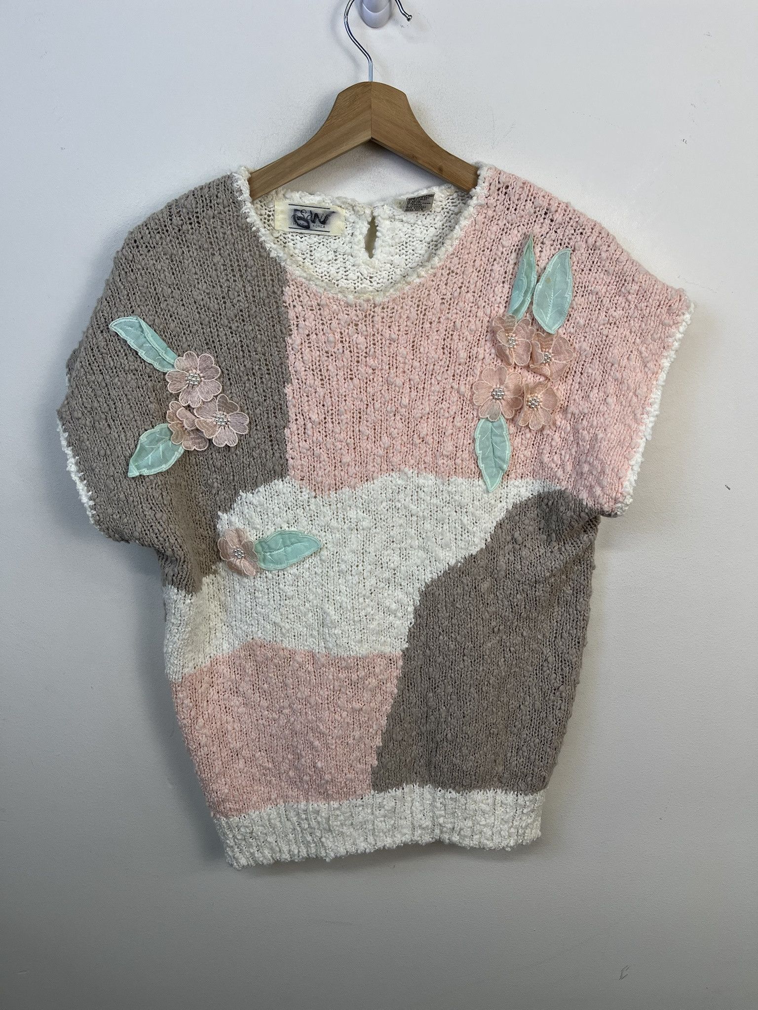 Other Vintage Knit Sweater Lace Flower Easter Knit Shortsleeve Sweater knit Top Size S Size US S / EU 44-46 / 1 - 1 Thumbnail