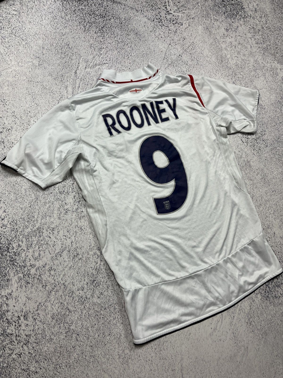 Umbro Vintage Umbro England 2005 2007 Rooney #9 Home Soccer Shirt Size US M / EU 48-50 / 2 - 14 Thumbnail