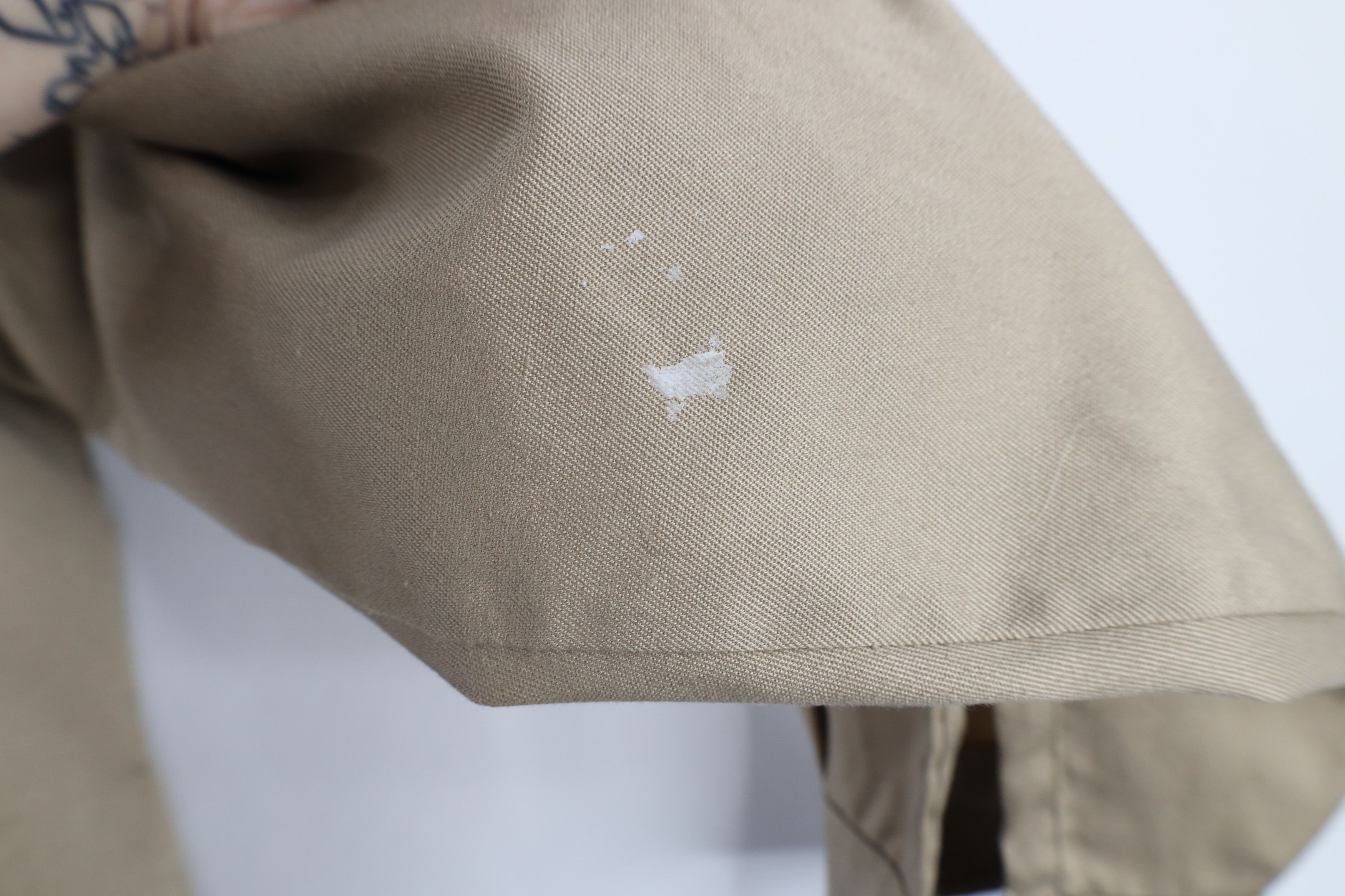 Vintage Vintage 70s Big Mac Workwear Collared Button Shirt Beige Size US L / EU 52-54 / 3 - 7 Thumbnail