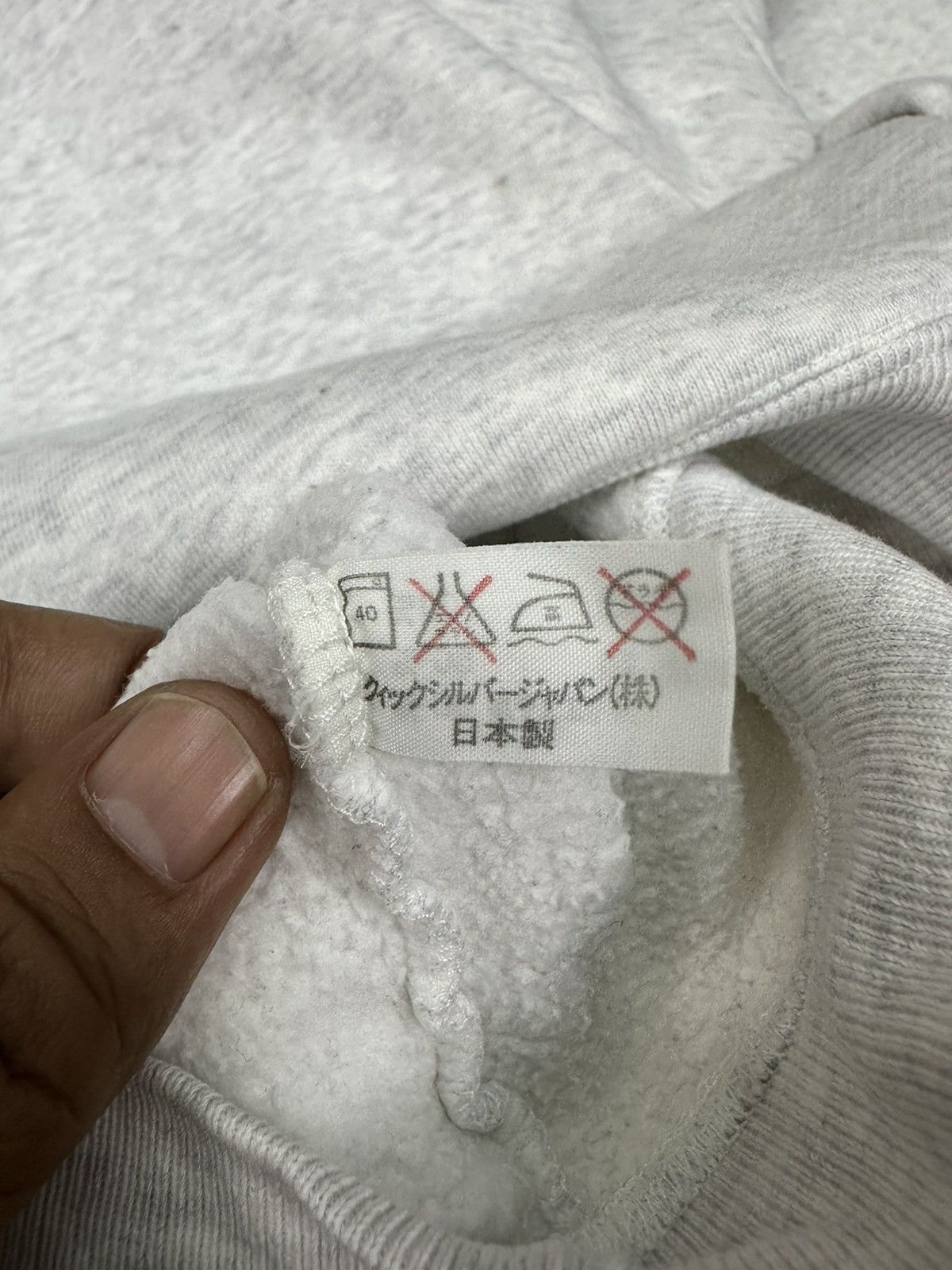 Quiksilver Vintage Quiksilver Men Who Ride Mountains Crewneck Z229 Size US XL / EU 56 / 4 - 13 Thumbnail