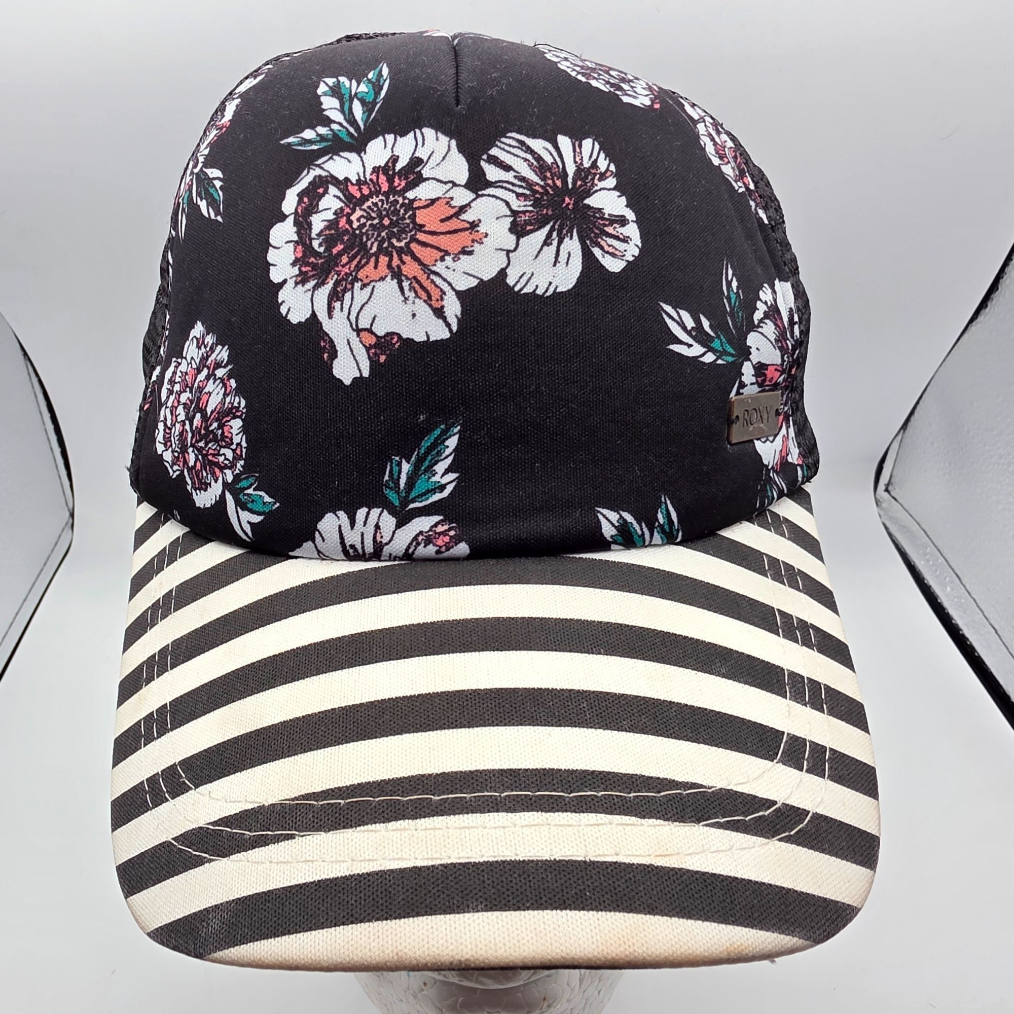 Other Roxy Womens Black White Floral Trucker Hat Casual Outdoors L Size ONE SIZE - 1 Thumbnail