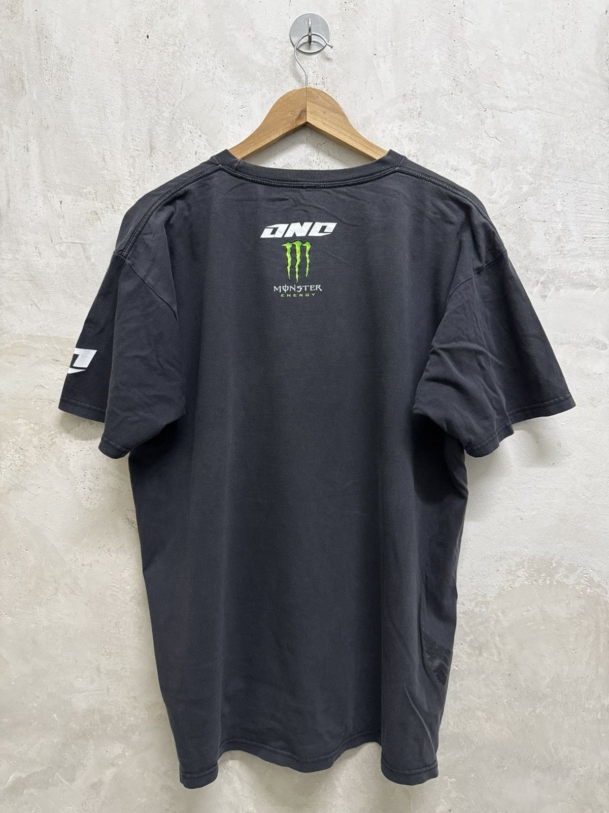 Vintage 2000s Monster Energy One Army y2k Tees Size US XL / EU 56 / 4 - 5 Thumbnail
