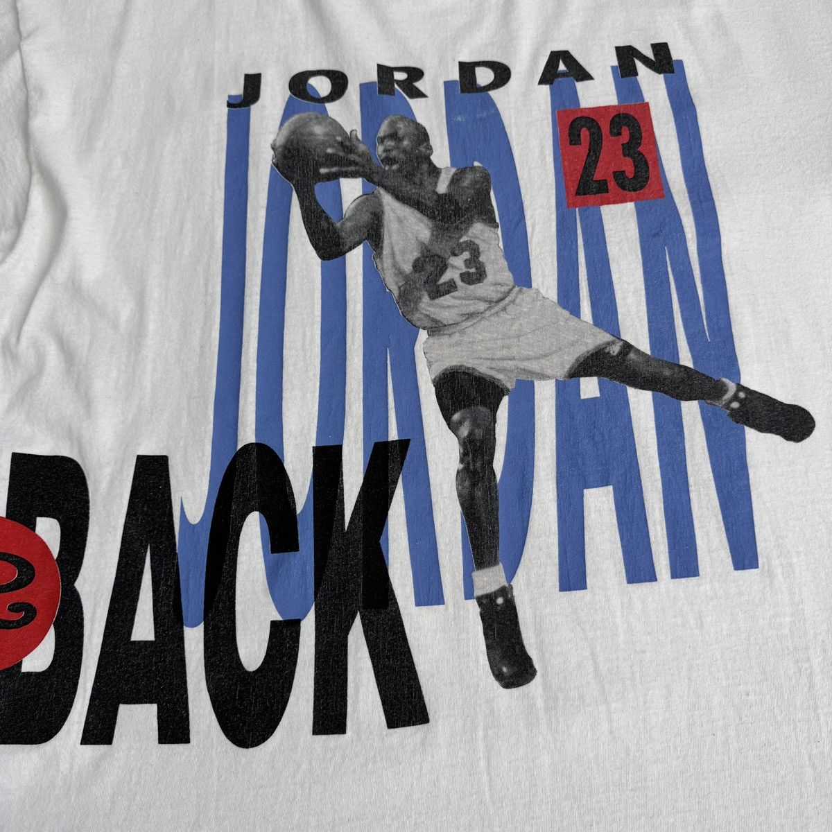 Vintage Vintage Nike Jordan Pippen Back 2 Back NBA Rare Y2K T-Shirt Size US XL / EU 56 / 4 - 7 Thumbnail