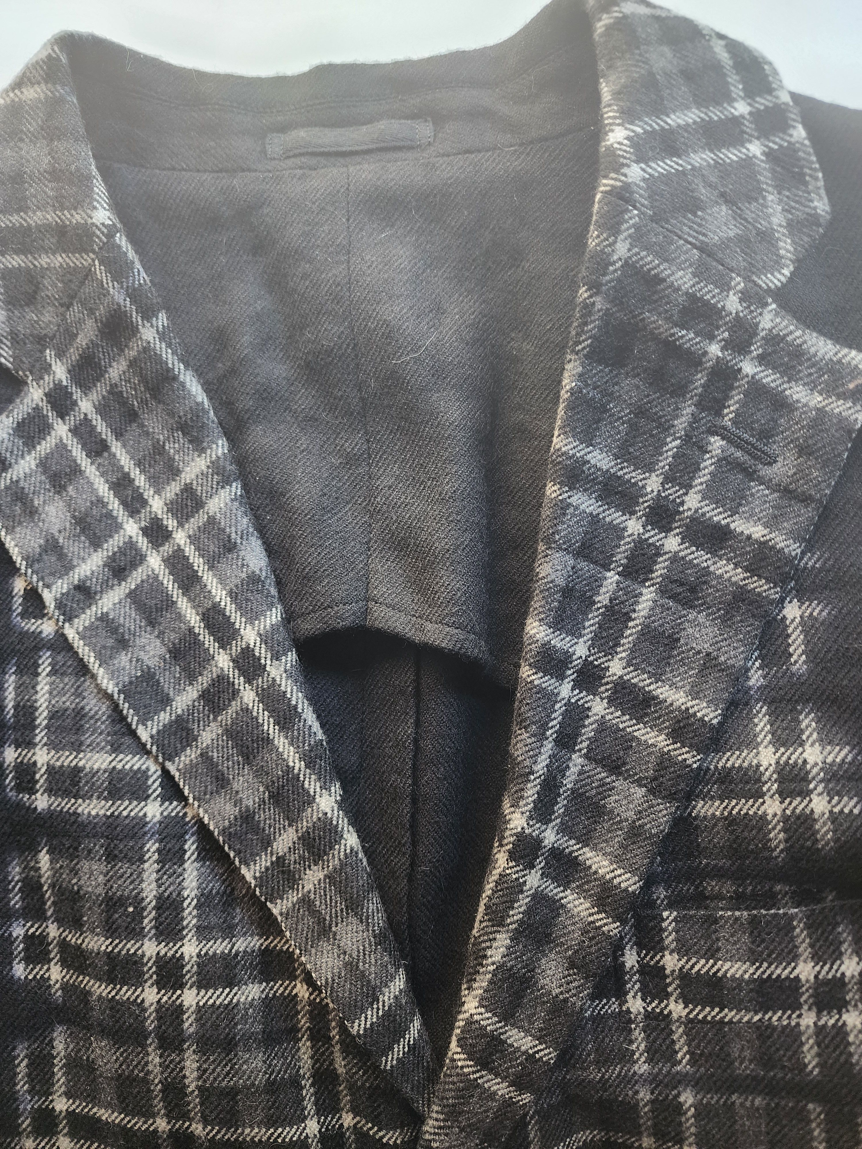 Issey Miyake FADEOUT WOOL PLAID SUIT Size 40R - 3 Thumbnail