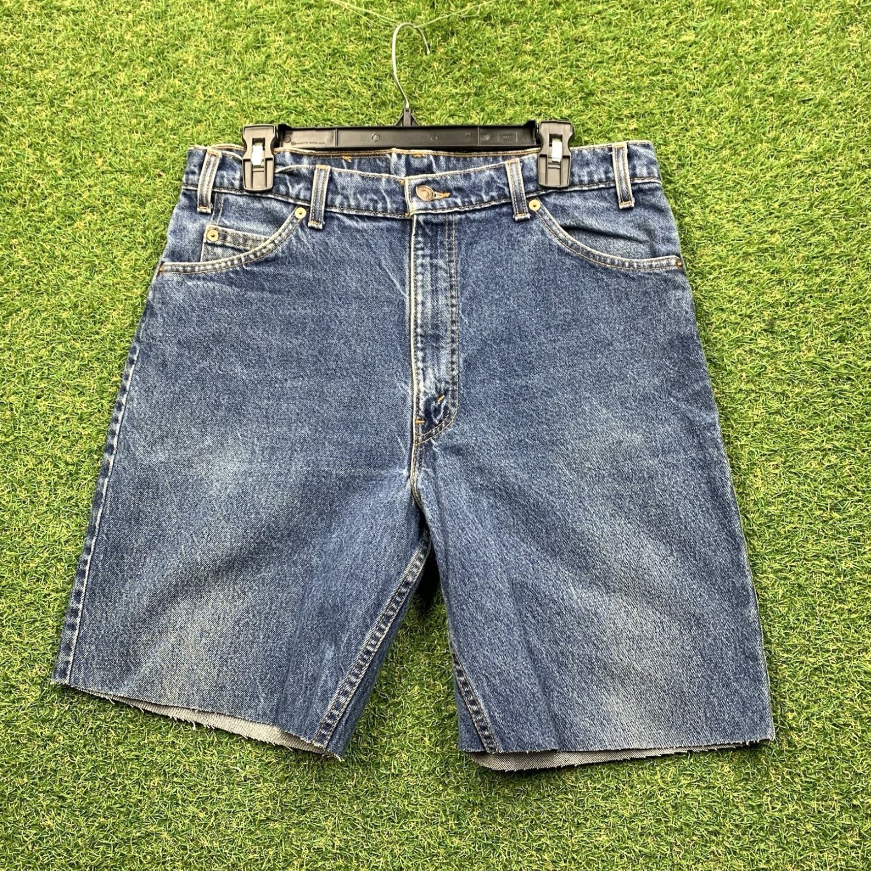 Levi's VINTAGE Levi's 550 Jean Shorts Mens 36 Bermuda Denim Dark Blue Relaxed Fit 9in Inseam 5-Pocket Y2K 90s Grunge Hip Hop Skater Baggy Size US 36 / EU 52 - 2 Thumbnail