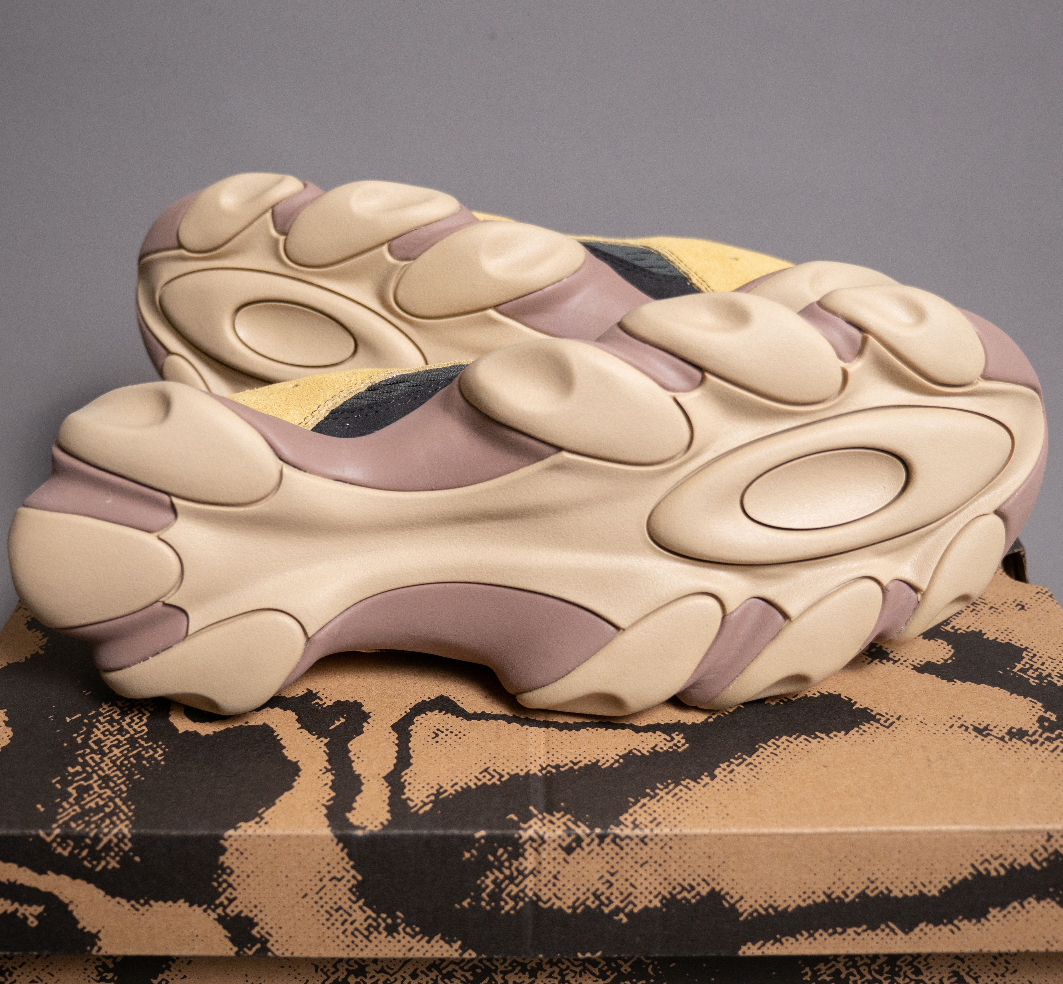Brain Dead × Oakley Brain Dead x Oakley Suede Flesh Sandal Whey/Multi Size US 10 / EU 43 - 3 Thumbnail