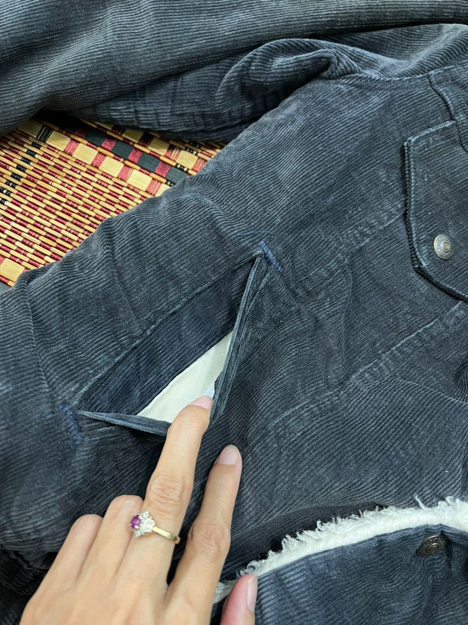 Levi's × Levi's Vintage Clothing × Vintage Vintage 80’s Levis Sherpa Corduroy Jacket Size US S / EU 44-46 / 1 - 8 Thumbnail