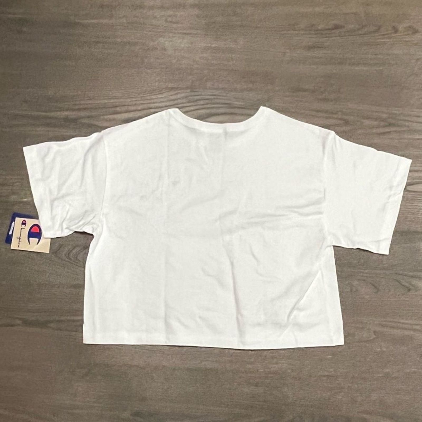 Champion NWT Champion White Graphic Crop Top - Size S Size S / US 4 / IT 40 - 4 Thumbnail