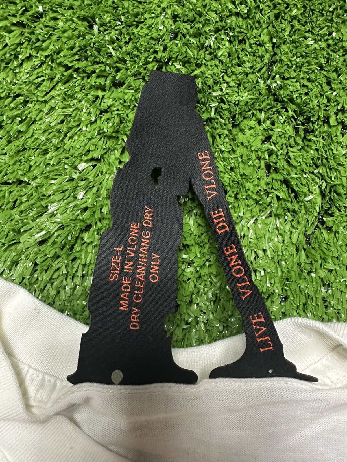 Vlone Vlone Yams Day Lil Newport Tee Size US L / EU 52-54 / 3 - 4 Thumbnail