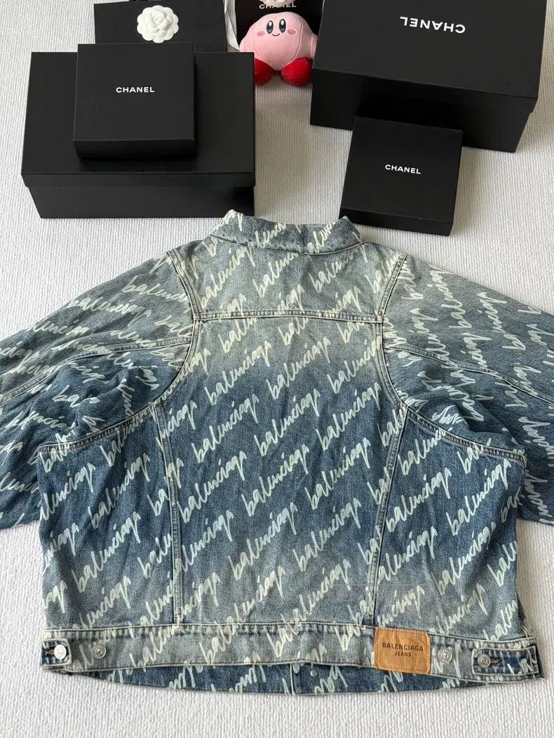 Balenciaga Balenciaga Distressed Denim Printed Jacket Size XXS / US 00 / IT 34 - 3 Thumbnail