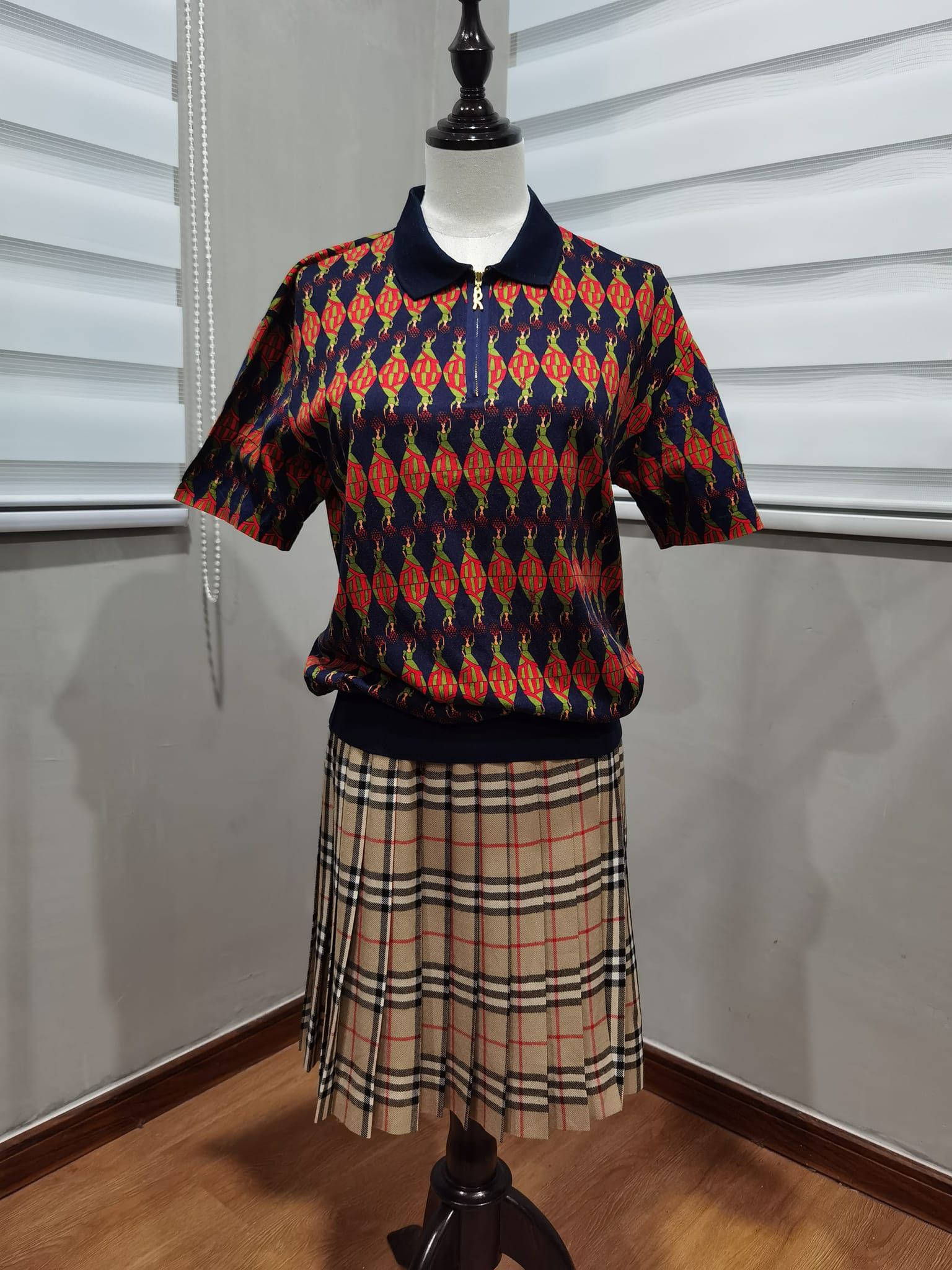 Designer × Roberta di Camerino × Vintage Roberta di Camerino X vintage X LUXURY polo XS 2159 Size XS / US 0-2 / IT 36-38 - 1 Thumbnail